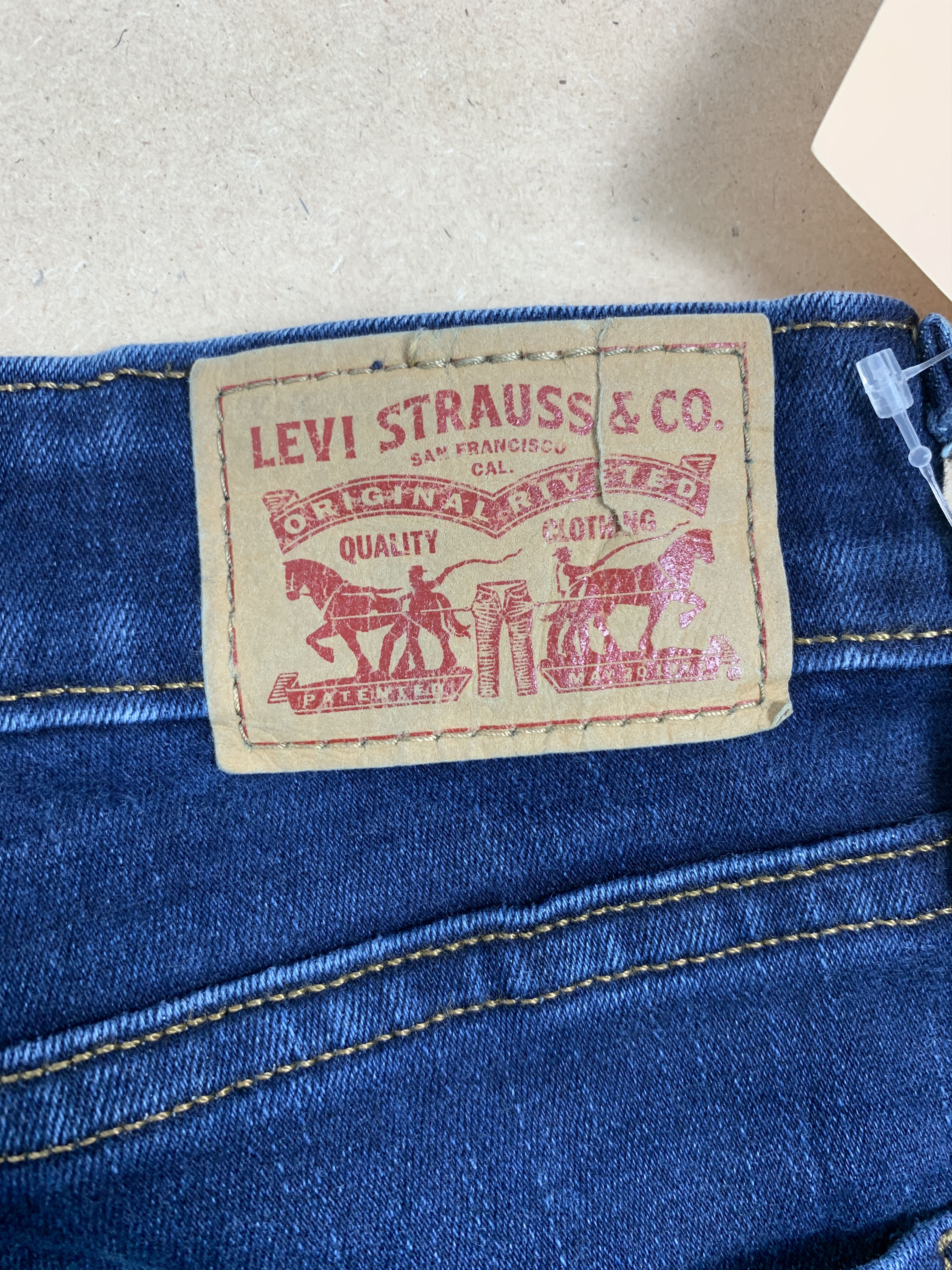 Levi's Vintage Levis 575 Skinny Distressed Blue Jeans Size 28" / US 6 / IT 42 - 9 Thumbnail