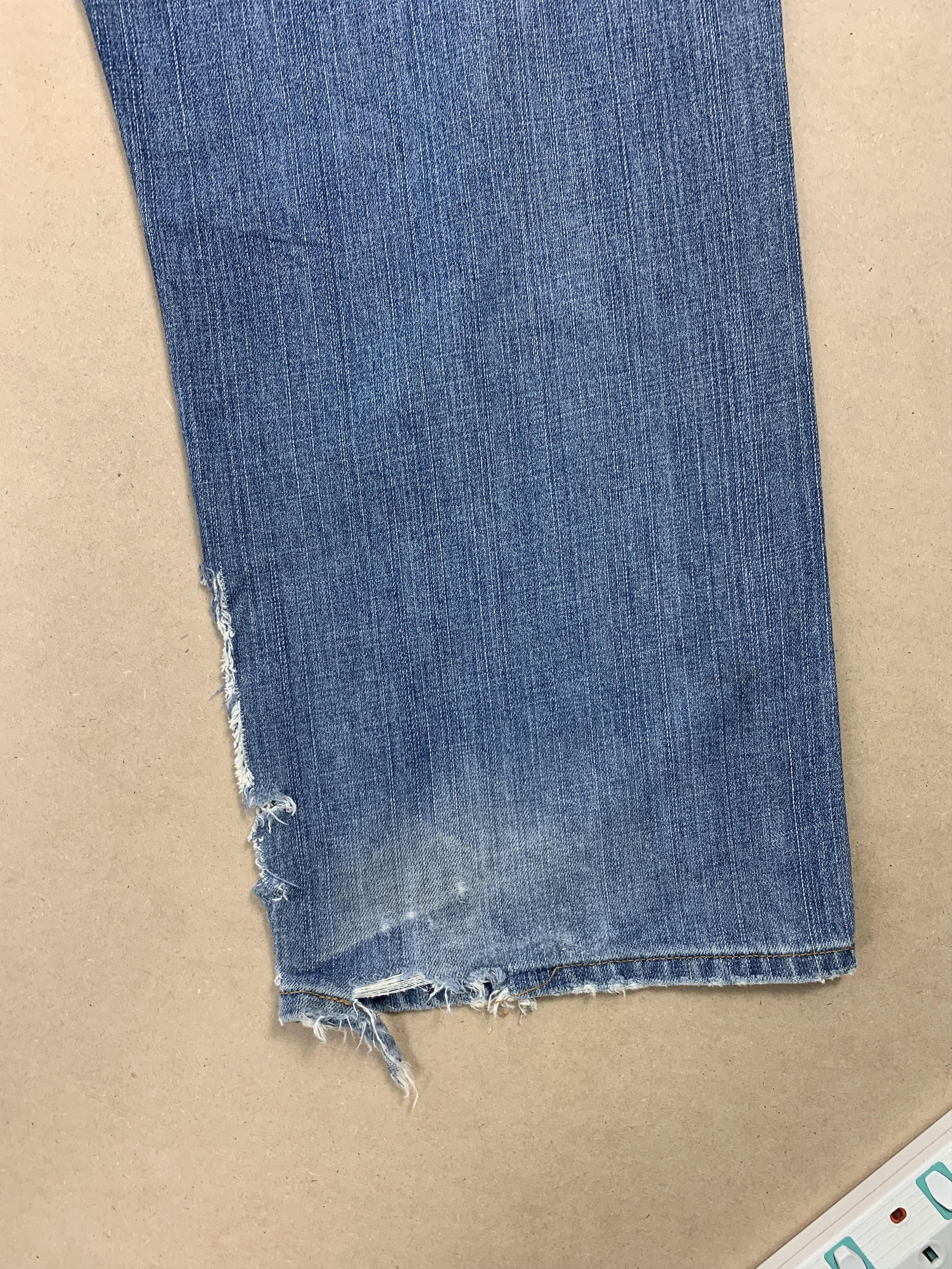Levi's Vintage LEVI'S 569 Straight Cut Painter Faded Jeans P0183 Size US 38 / EU 54 - 11 Thumbnail