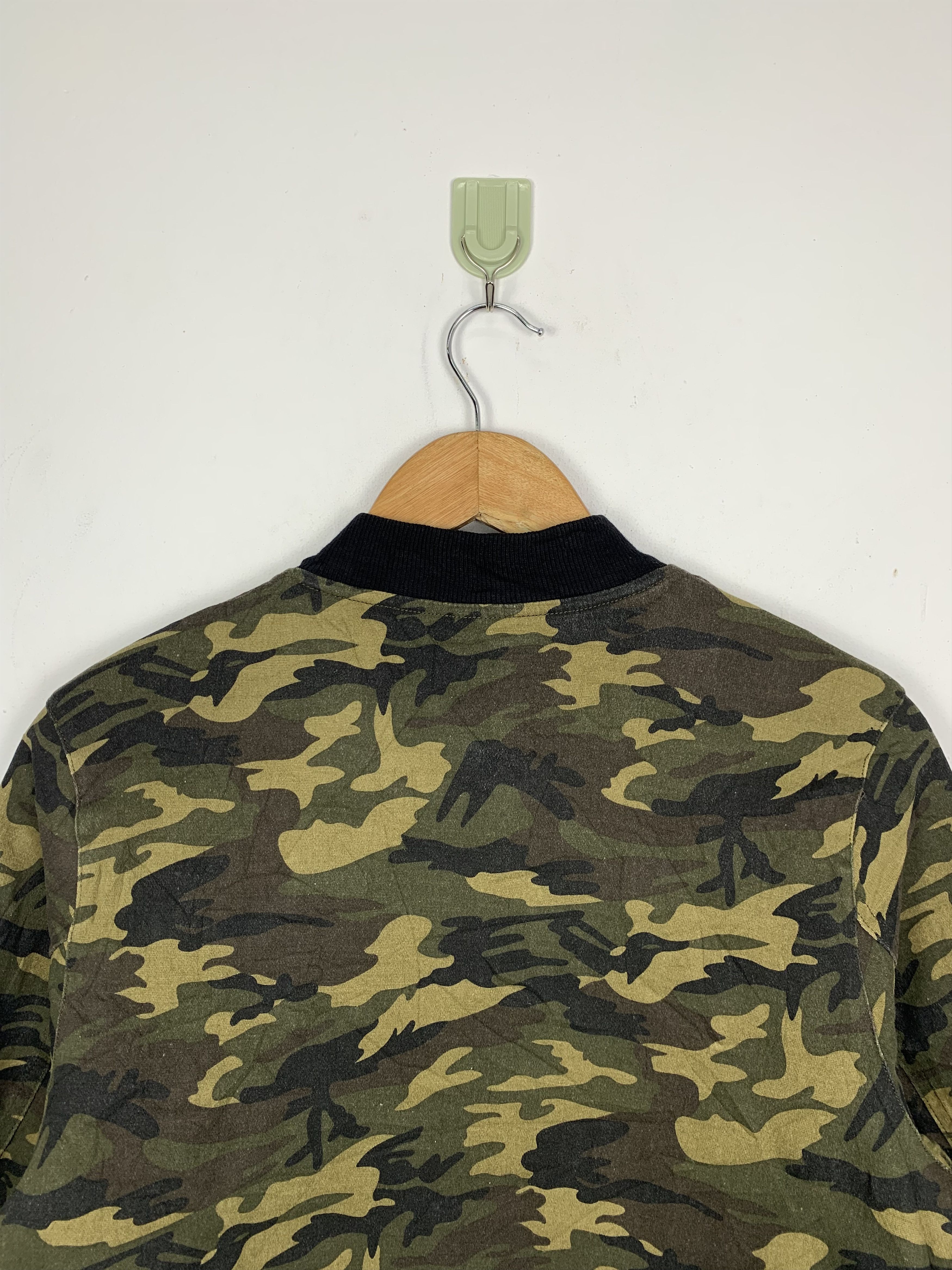 Japanese Brand Vintage Spinns Camouflage Zip Up Military Jacket J0590 Size US XS / EU 42 / 0 - 8 Thumbnail