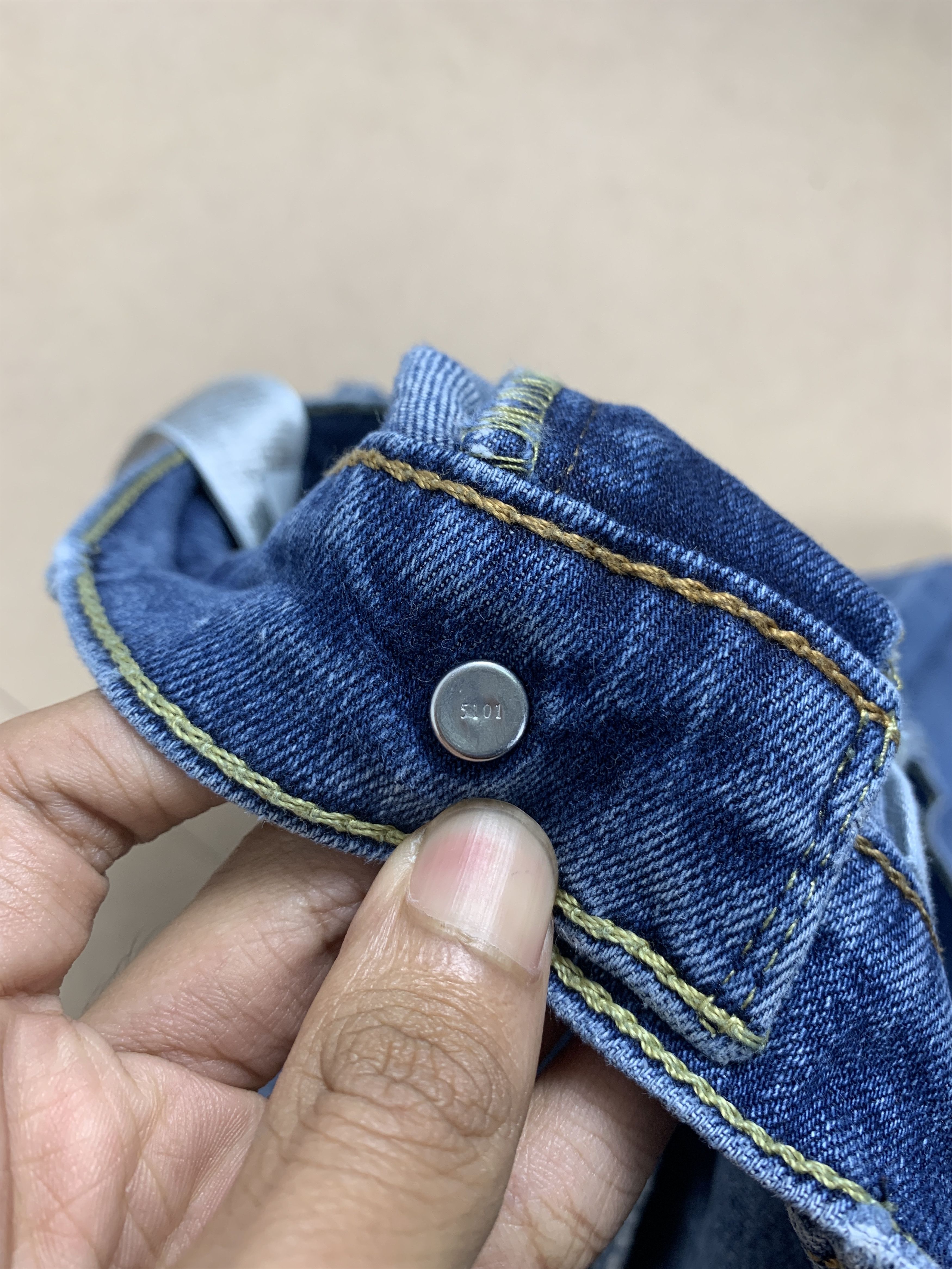 Levi's × Vintage Vintage Levis 513 Straight Cut Distressed Jeans P0176 Size US 32 / EU 48 - 19 Thumbnail
