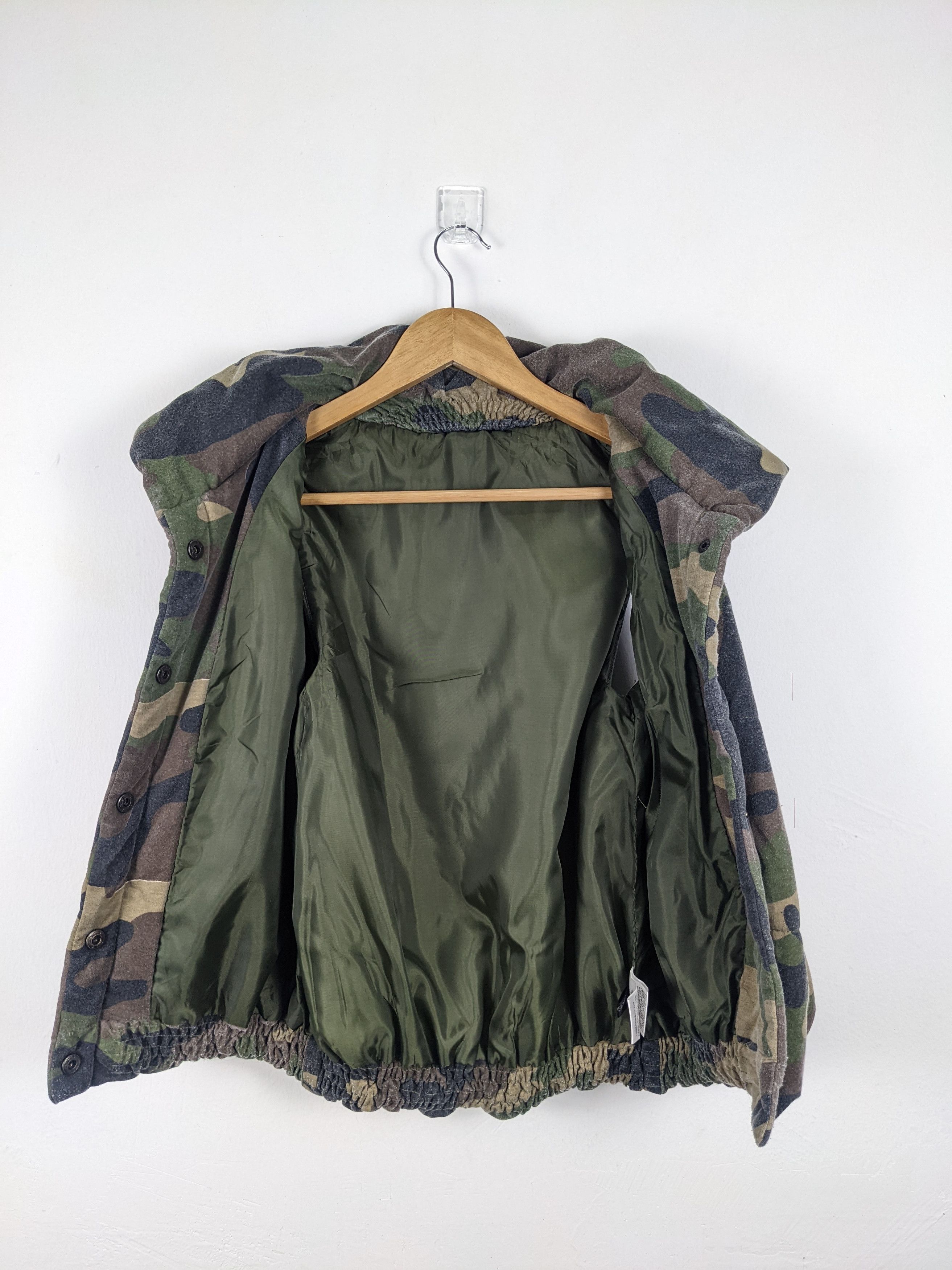 Japanese Brand Vintage Army Camouflage Vest Size US M / EU 48-50 / 2 - 8 Thumbnail