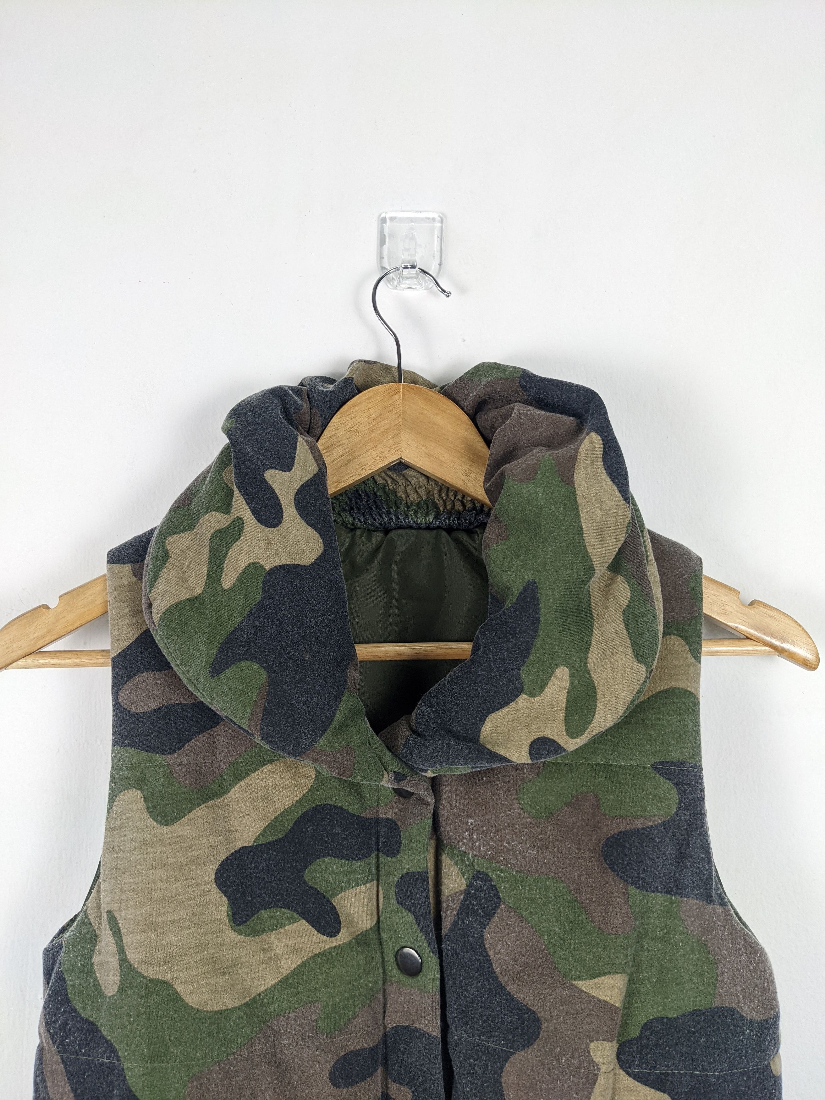 Japanese Brand Vintage Army Camouflage Vest Size US M / EU 48-50 / 2 - 2 Thumbnail