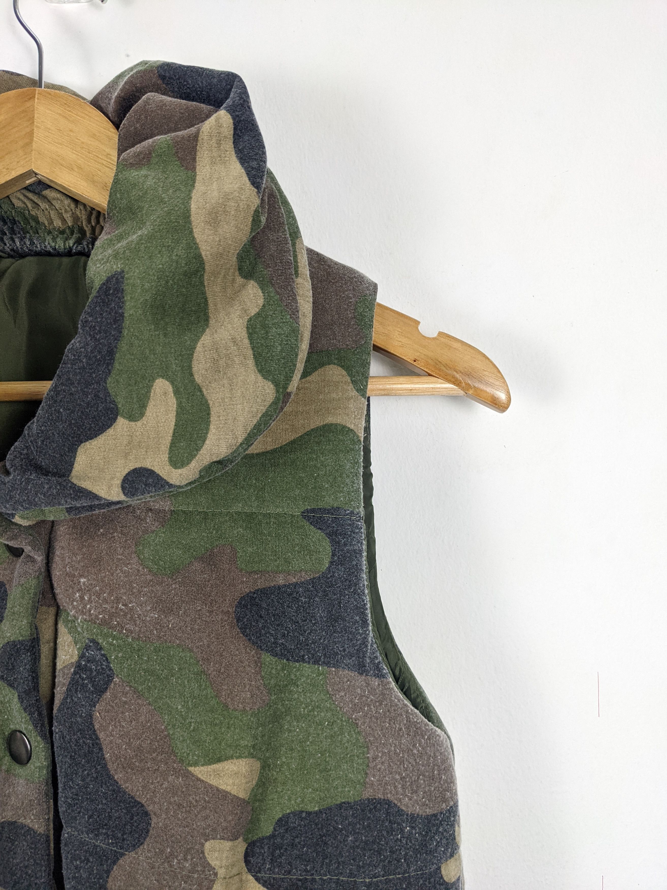 Japanese Brand Vintage Army Camouflage Vest Size US M / EU 48-50 / 2 - 3 Thumbnail