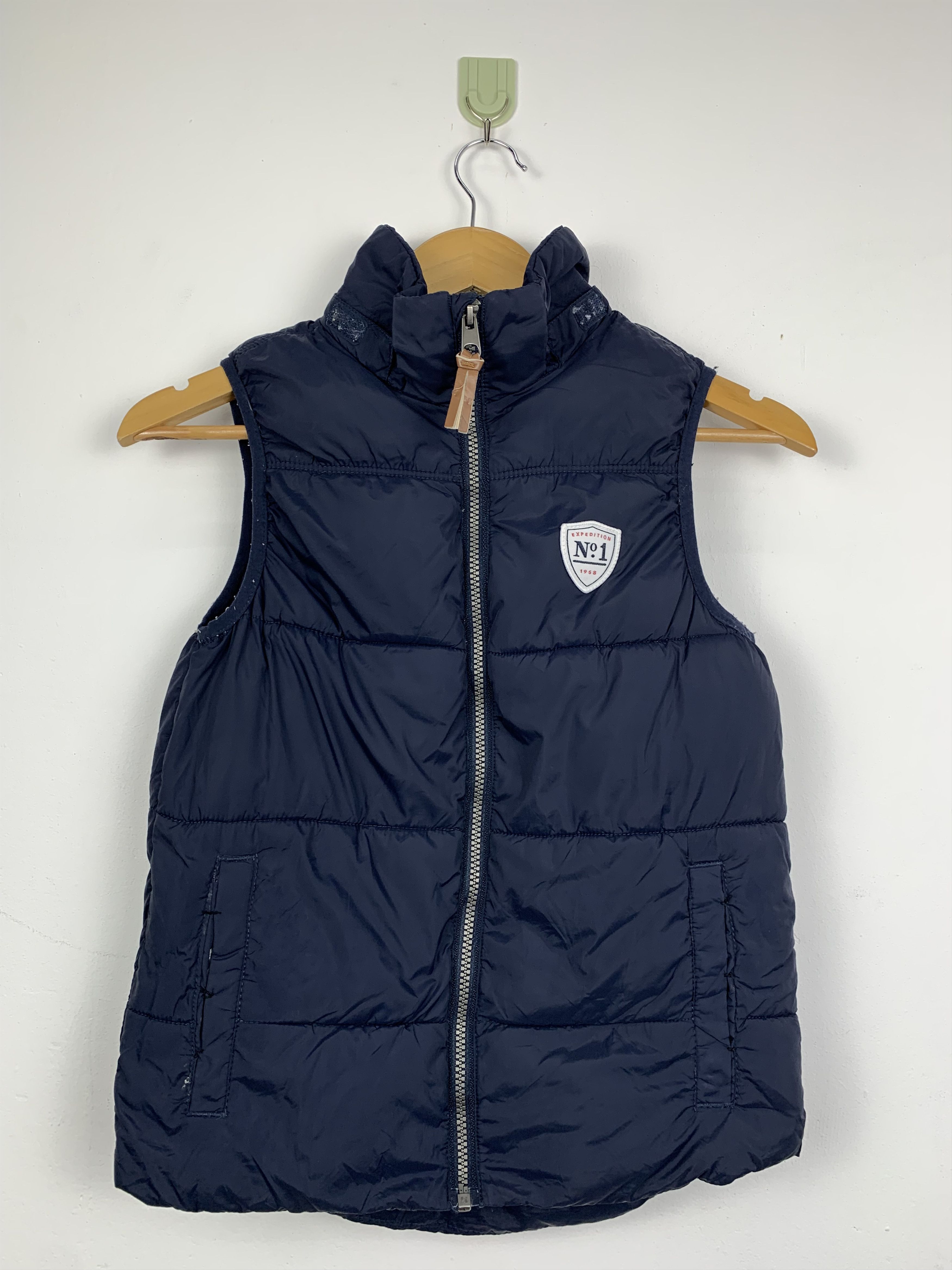 H&M H&M Kid Puffer Star Pattern Lining Sleeveless Vest Size US XS / EU 42 / 0 - 1 Thumbnail