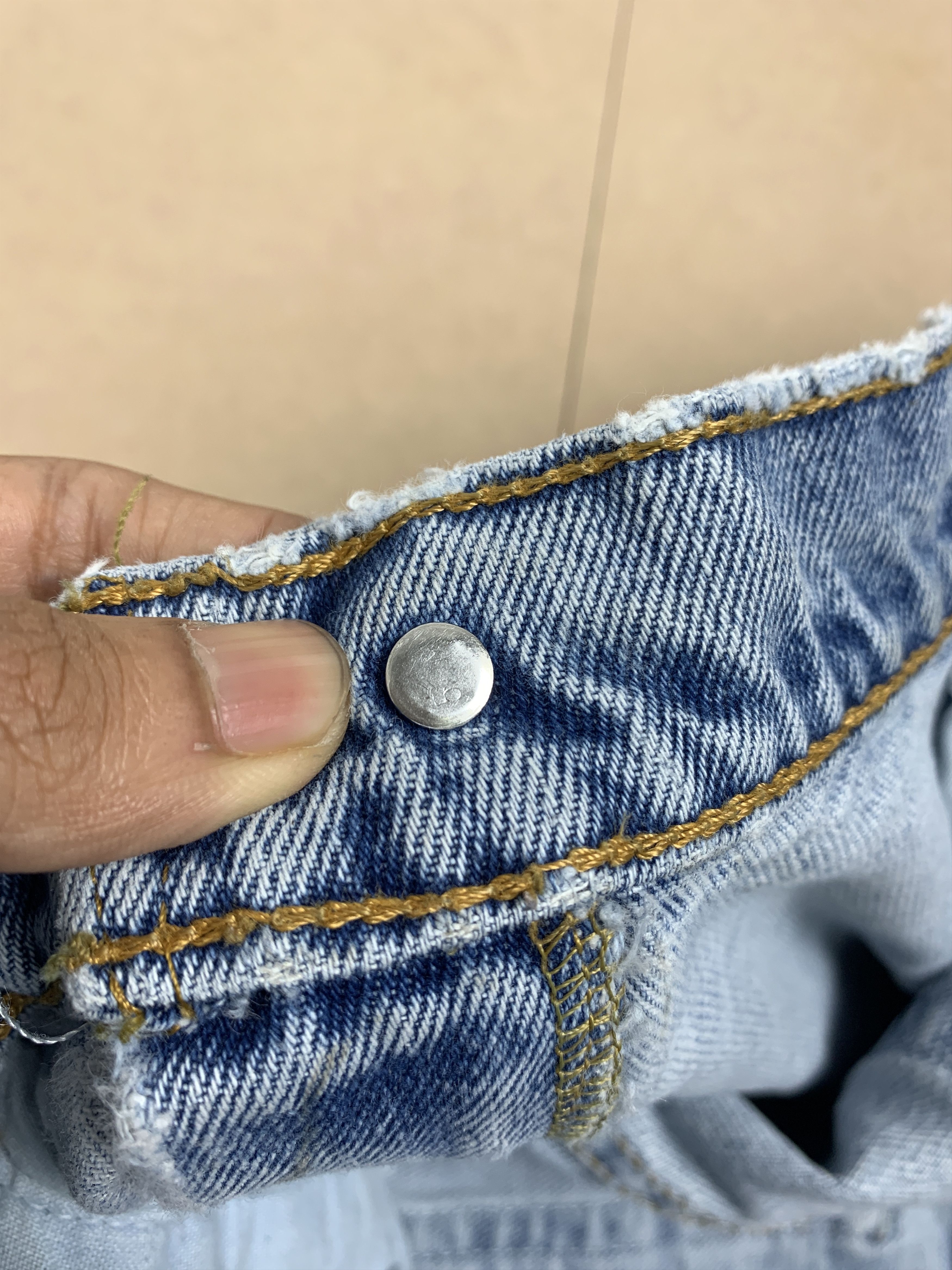 Levi's Vintage 90S Levis 560 Skinny Stone Wash Jeans Size US 34 / EU 50 - 13 Thumbnail