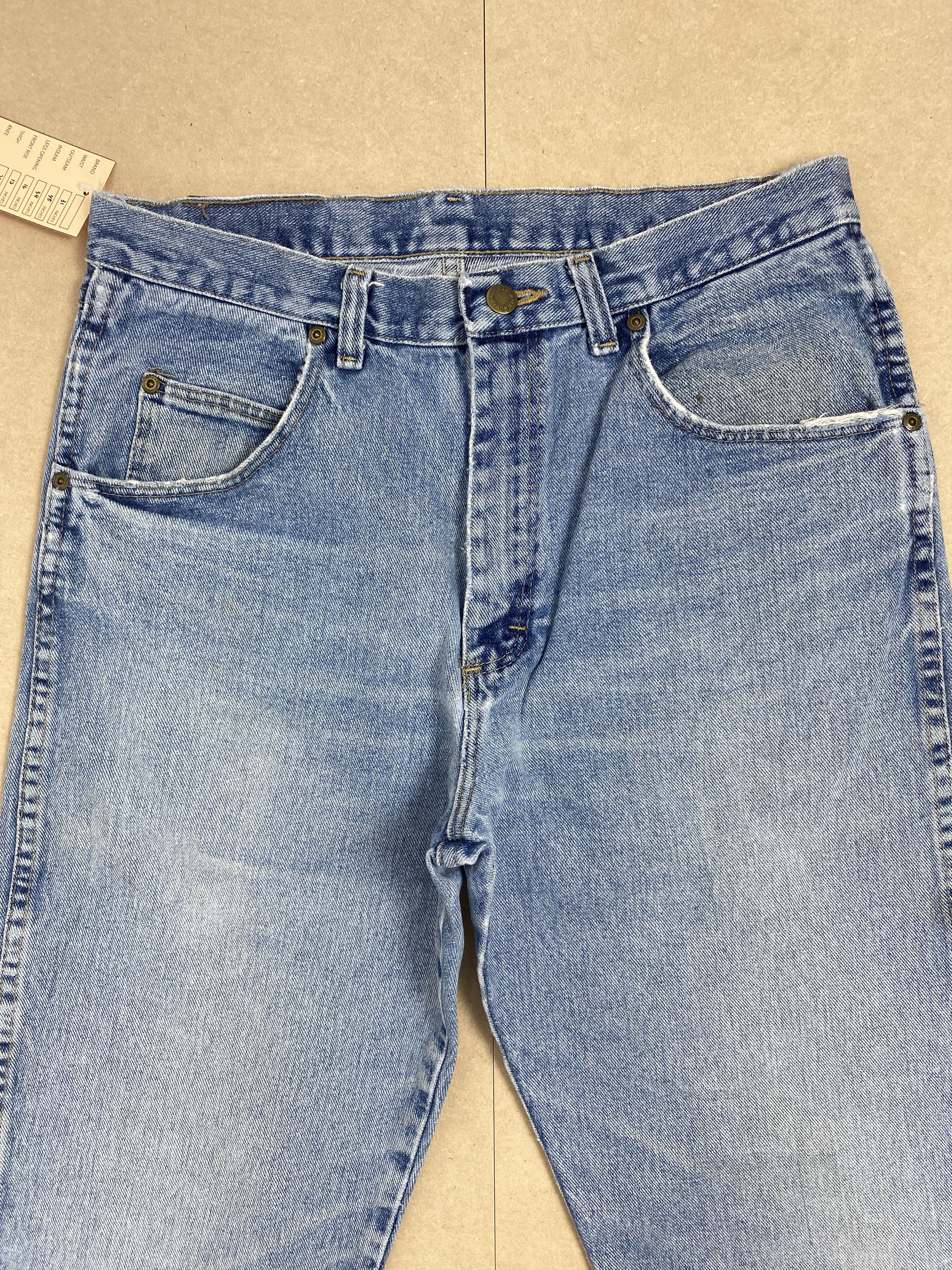 Vintage Vintage 90s WRANGLER Distressed Faded Light Wash Jeans Size US 31 - 2 Thumbnail