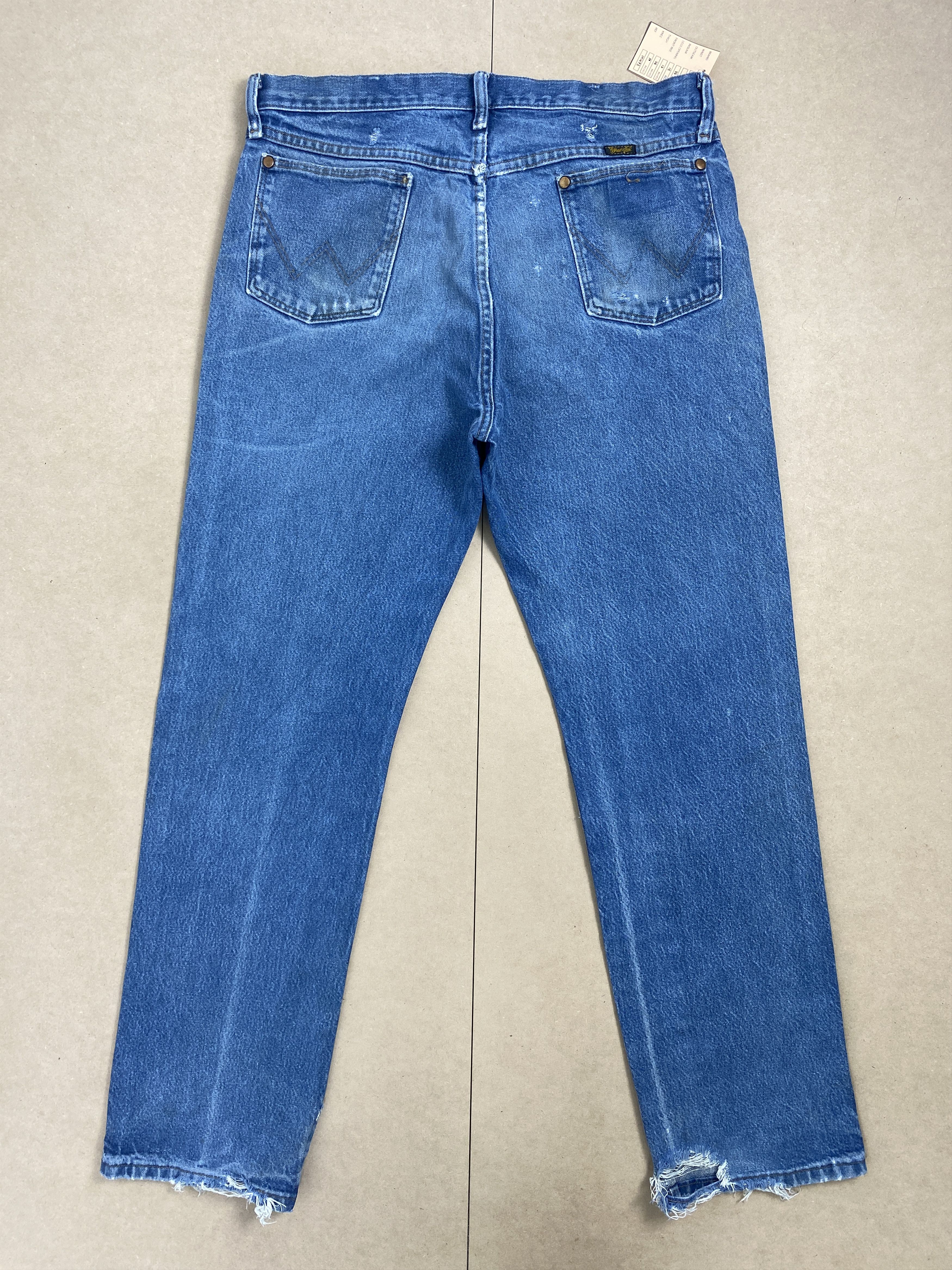 Vintage Vintage Wrangler Straight Cut Distressed Faded Blue Jeans Size US 35 - 6 Thumbnail