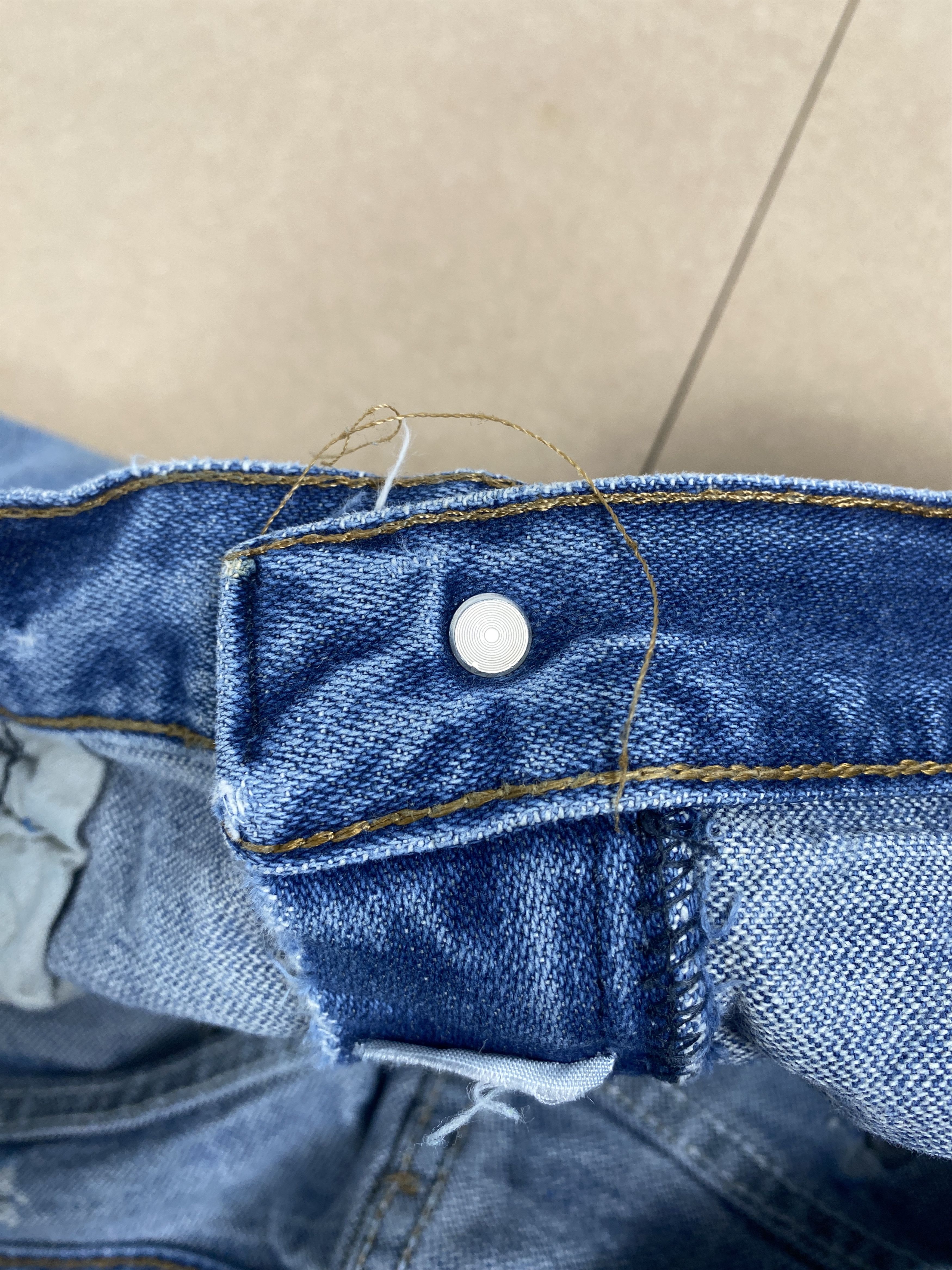 Vintage Vintage Wrangler Straight Cut Distressed Faded Blue Jeans Size US 35 - 9 Thumbnail