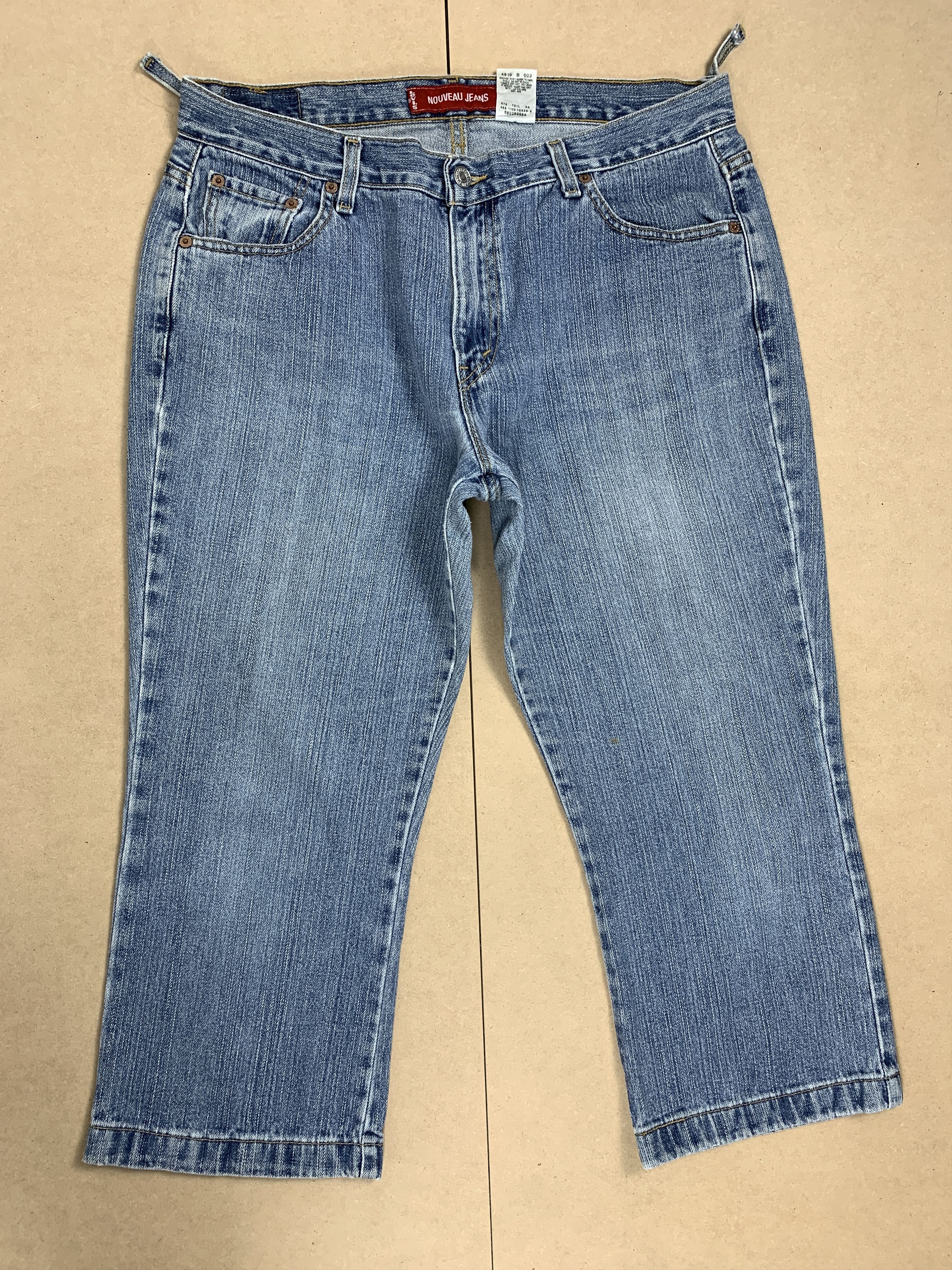 Levi's Vintage Levis Nouveau 3 Quarter Mid Wash Jeans Size US 34 / EU 50 - 1 Thumbnail