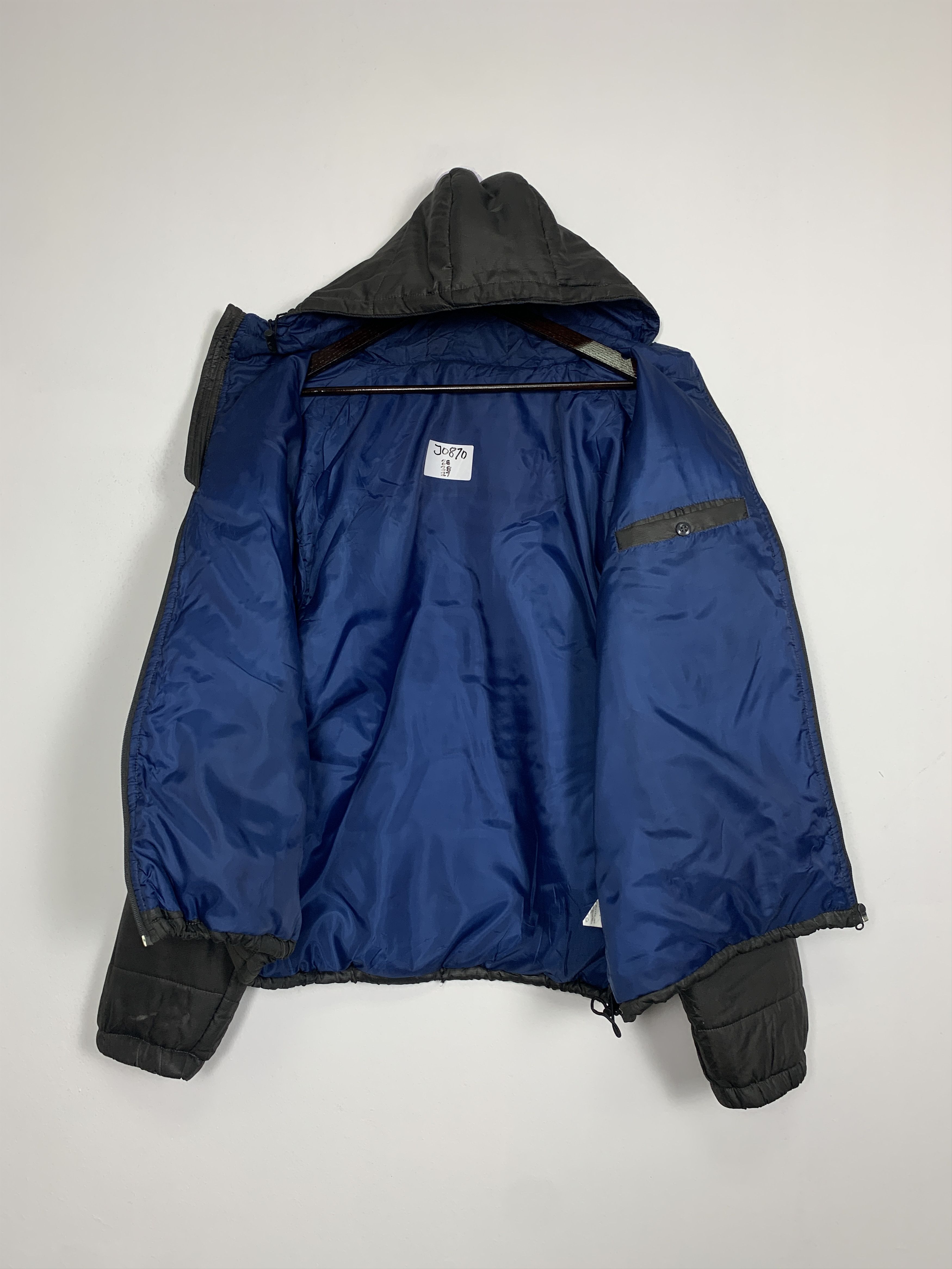 Japanese Brand Vintage Japanese Brand Puffer Hoodie Jacket Size US L / EU 52-54 / 3 - 13 Thumbnail