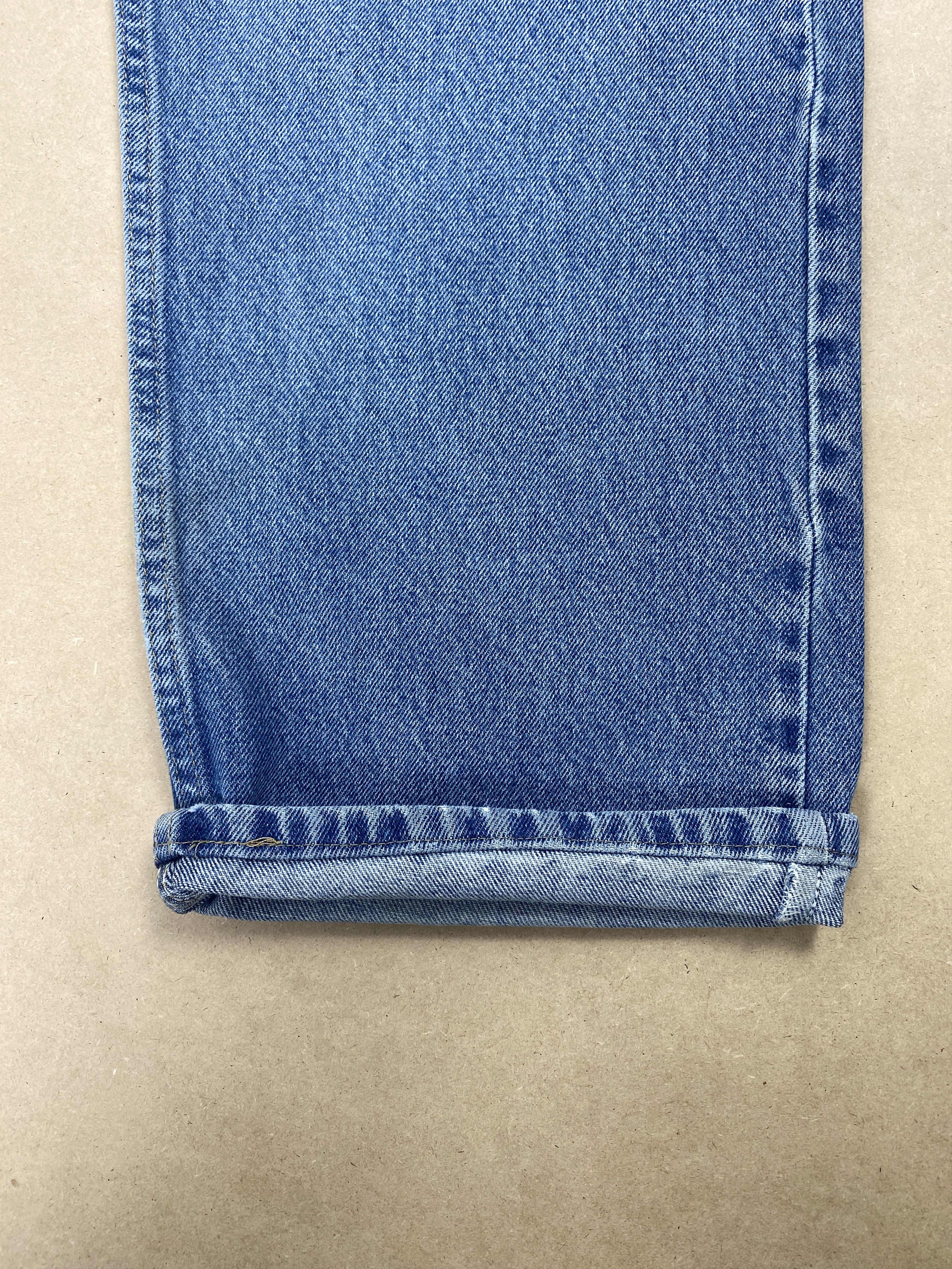 Vintage Vintage Wrangler Straight Cut Mid Wash Jeans P0462 Size US 40 / EU 56 - 4 Thumbnail