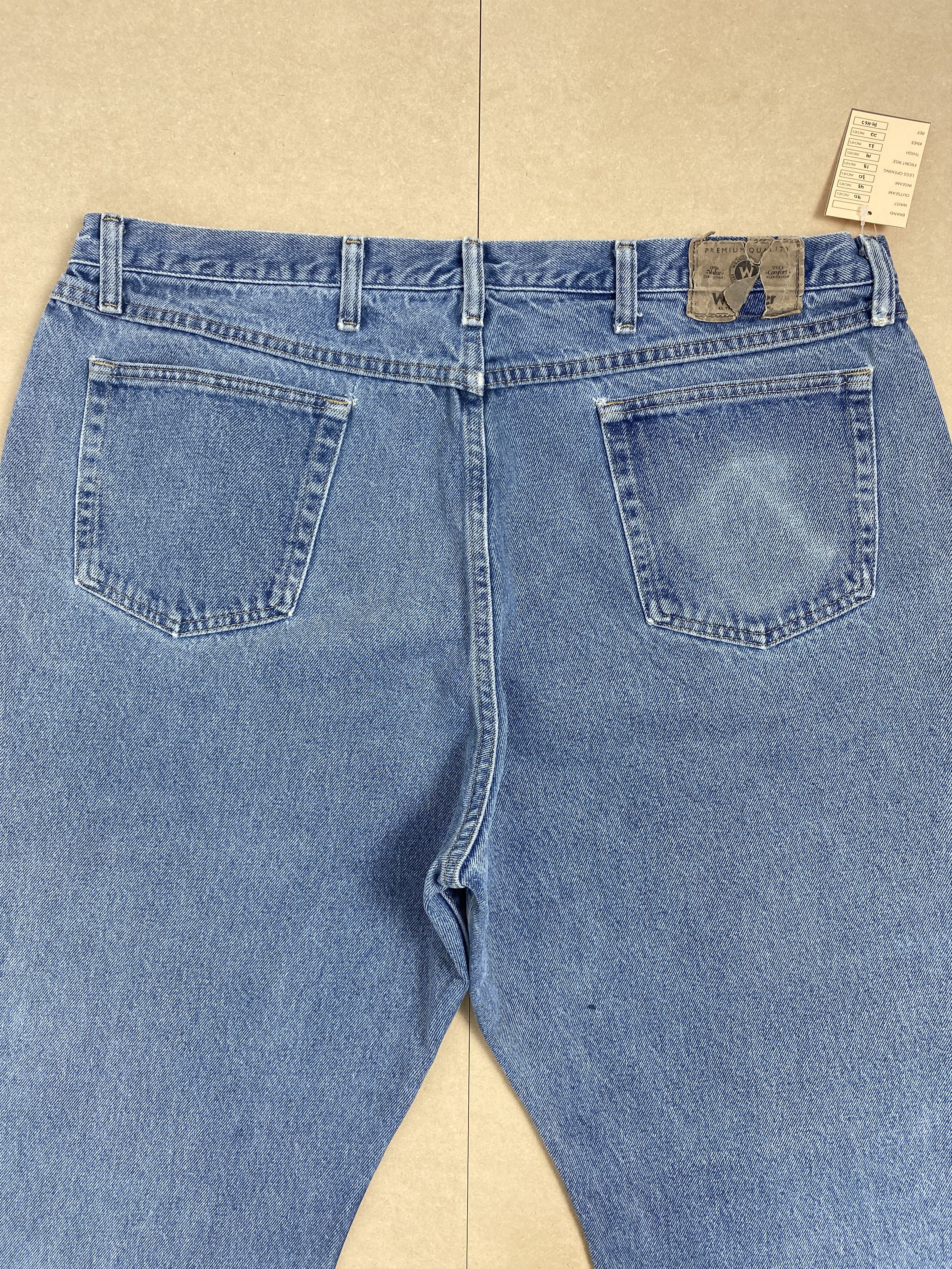 Vintage Vintage Wrangler Straight Cut Mid Wash Jeans P0462 Size US 40 / EU 56 - 6 Thumbnail