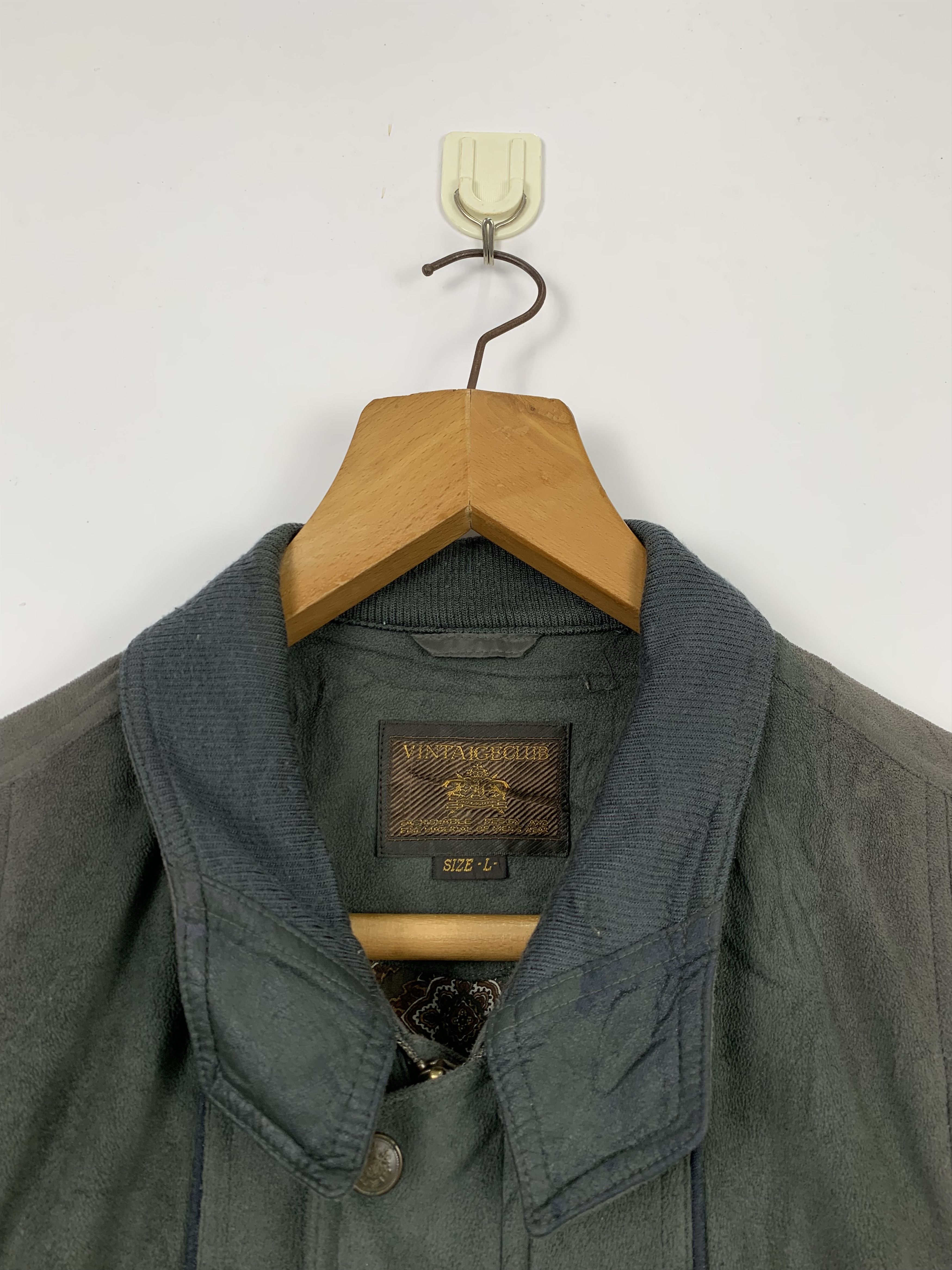 Japanese Brand Vintage 90S Vintage Club Jacket Nice Design Lining J0279 Size US M / EU 48-50 / 2 - 5 Thumbnail
