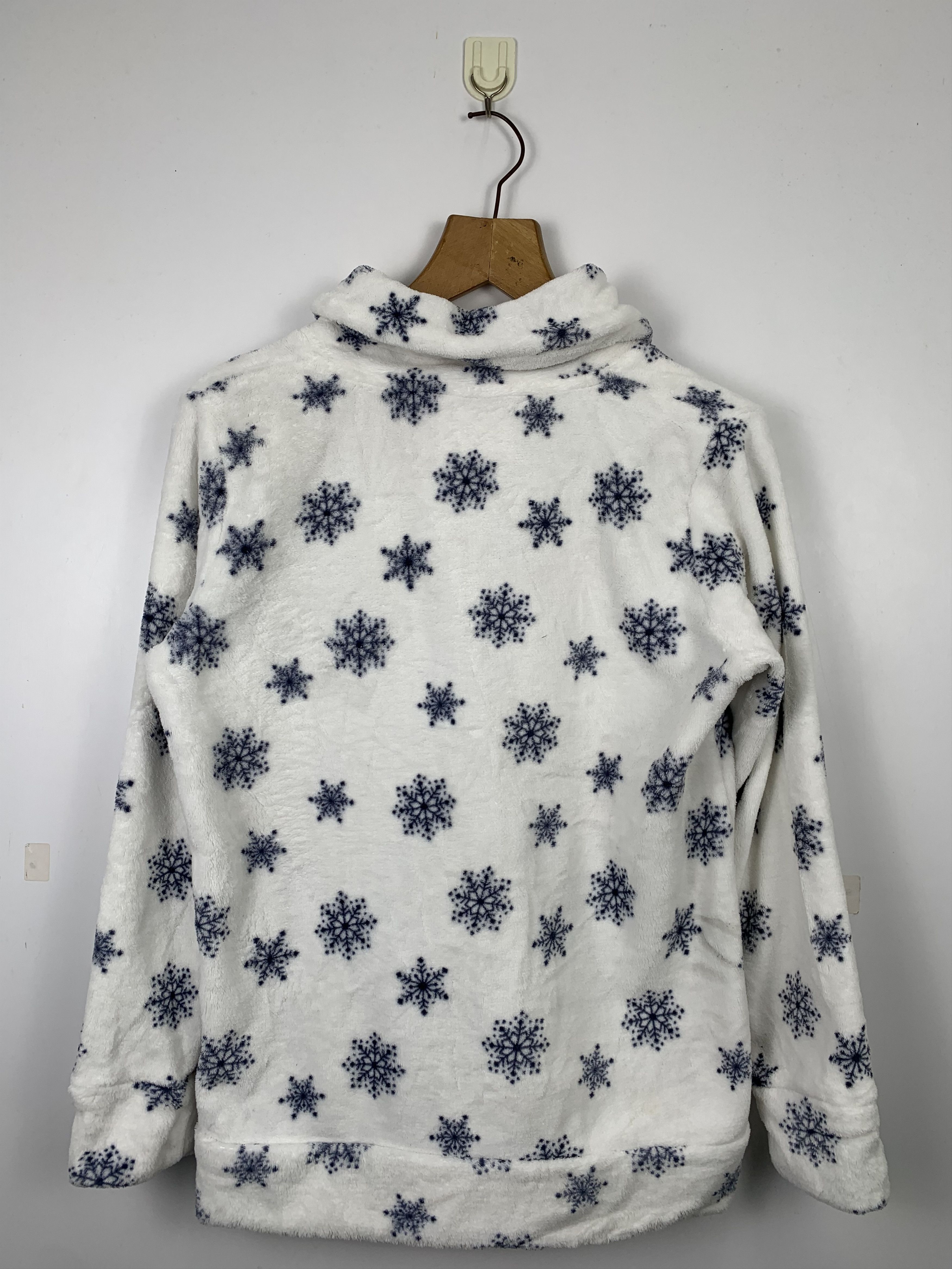 GU Vintage Gu Snowflake Sweatshirt J0505 Size US S / EU 44-46 / 1 - 6 Thumbnail