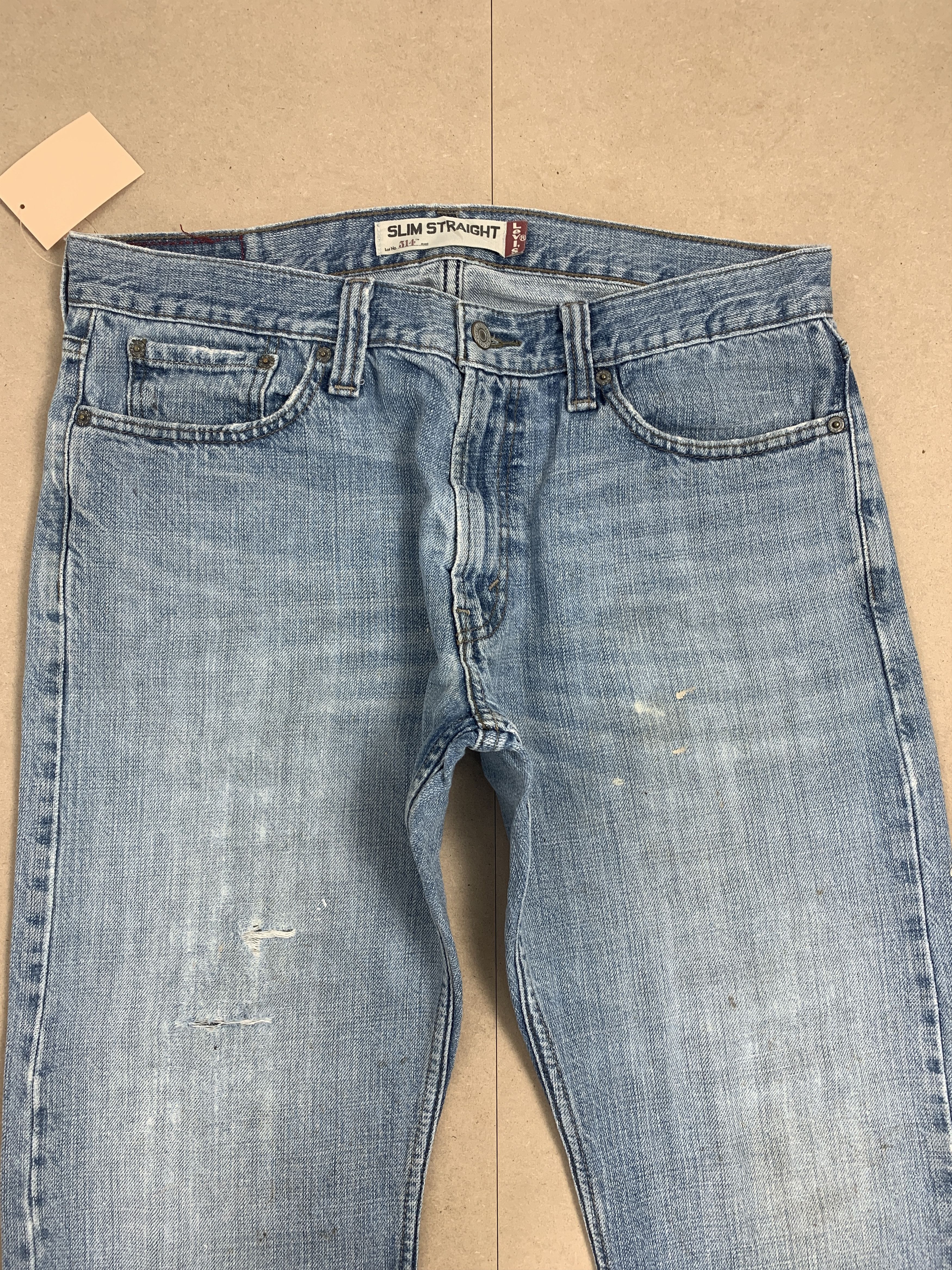 Levi's Vintage Levis 514 Straight Cut Faded Mid Wash Jeans Size US 34 / EU 50 - 2 Thumbnail