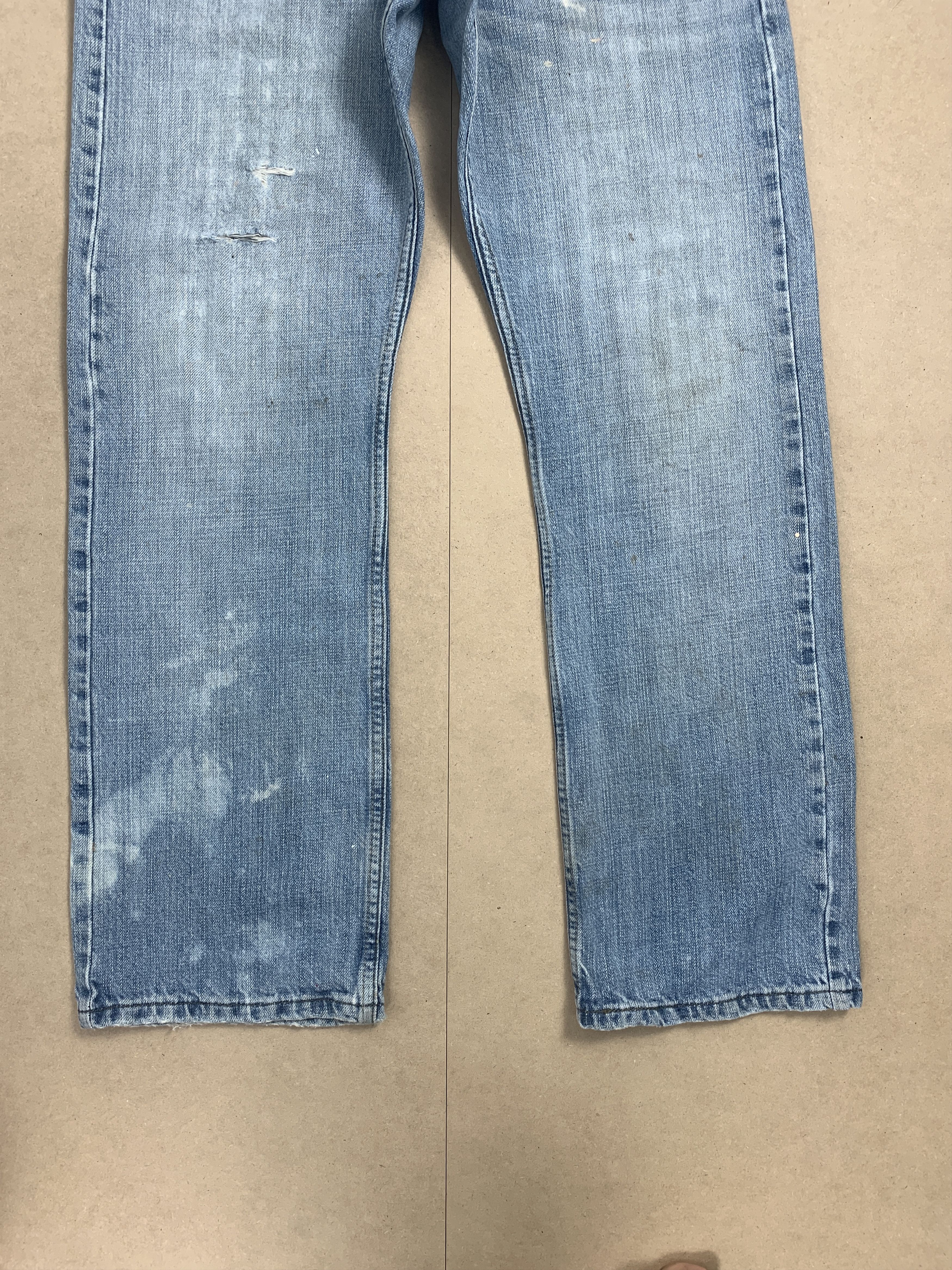 Levi's Vintage Levis 514 Straight Cut Faded Mid Wash Jeans Size US 34 / EU 50 - 5 Thumbnail