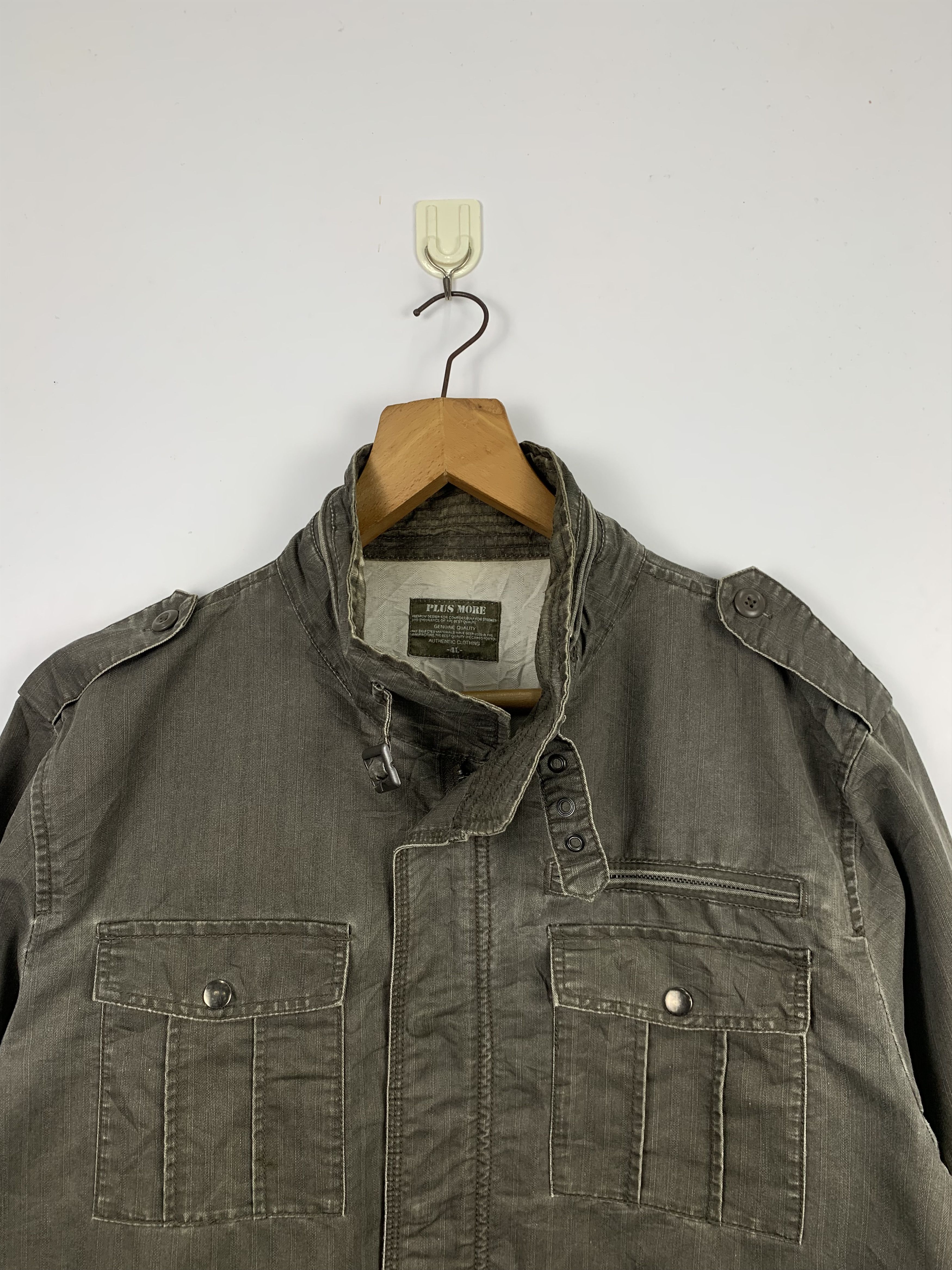 Japanese Brand Vintage Rugged Plus More Military Multi Pocket Jacket J0393 Size US M / EU 48-50 / 2 - 2 Thumbnail