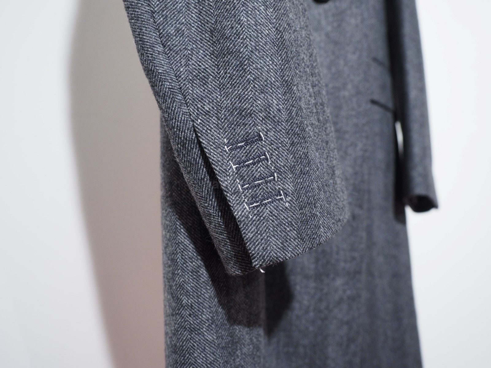 Maison Margiela coat margiela Herringbone gray hide button Size US M / EU 48-50 / 2 - 6 Thumbnail