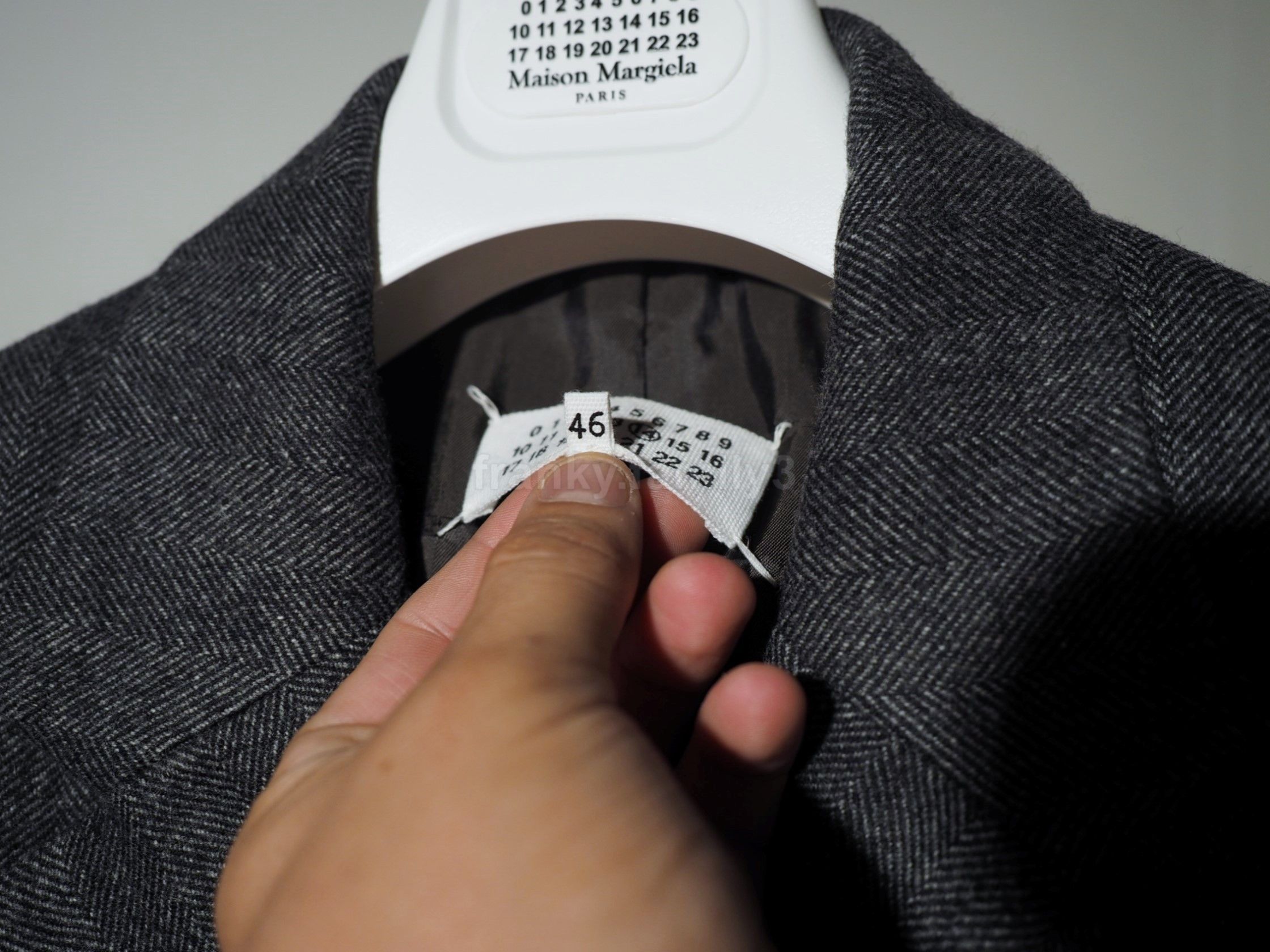 Maison Margiela coat margiela Herringbone gray hide button Size US M / EU 48-50 / 2 - 16 Thumbnail