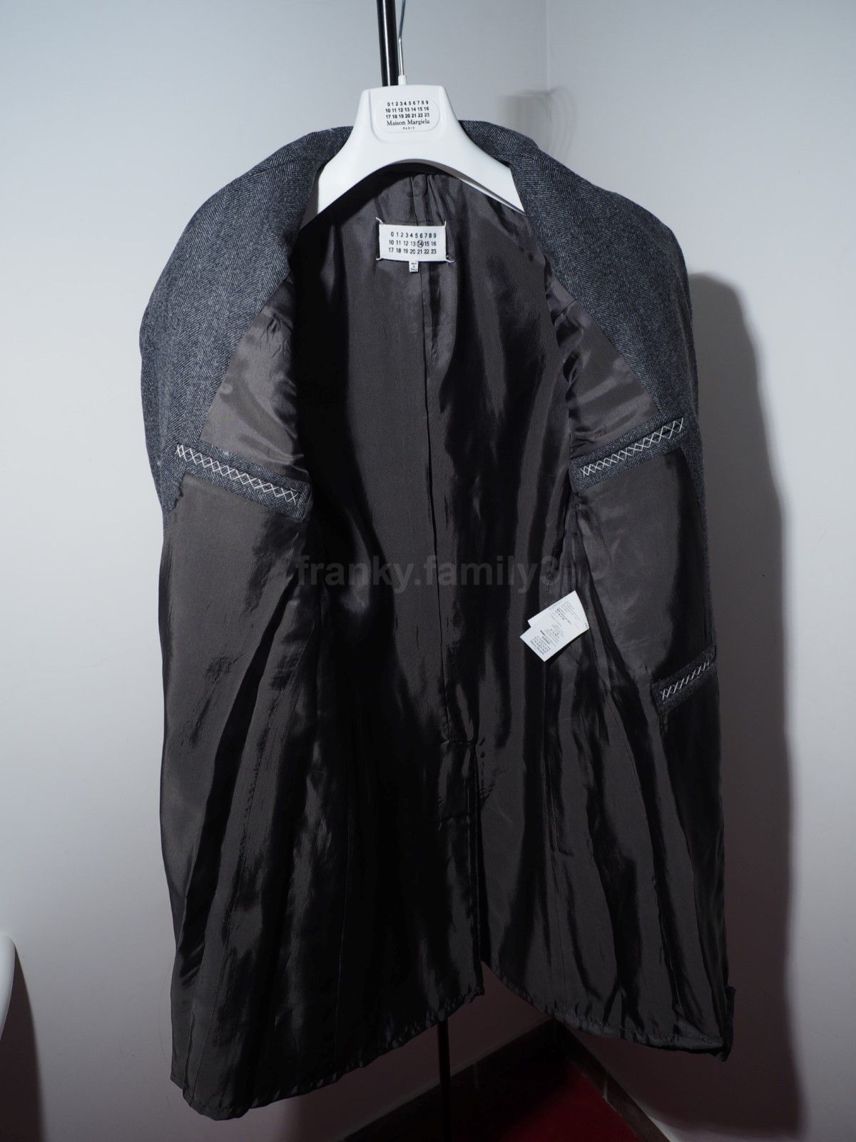 Maison Margiela coat margiela Herringbone gray hide button Size US M / EU 48-50 / 2 - 10 Thumbnail