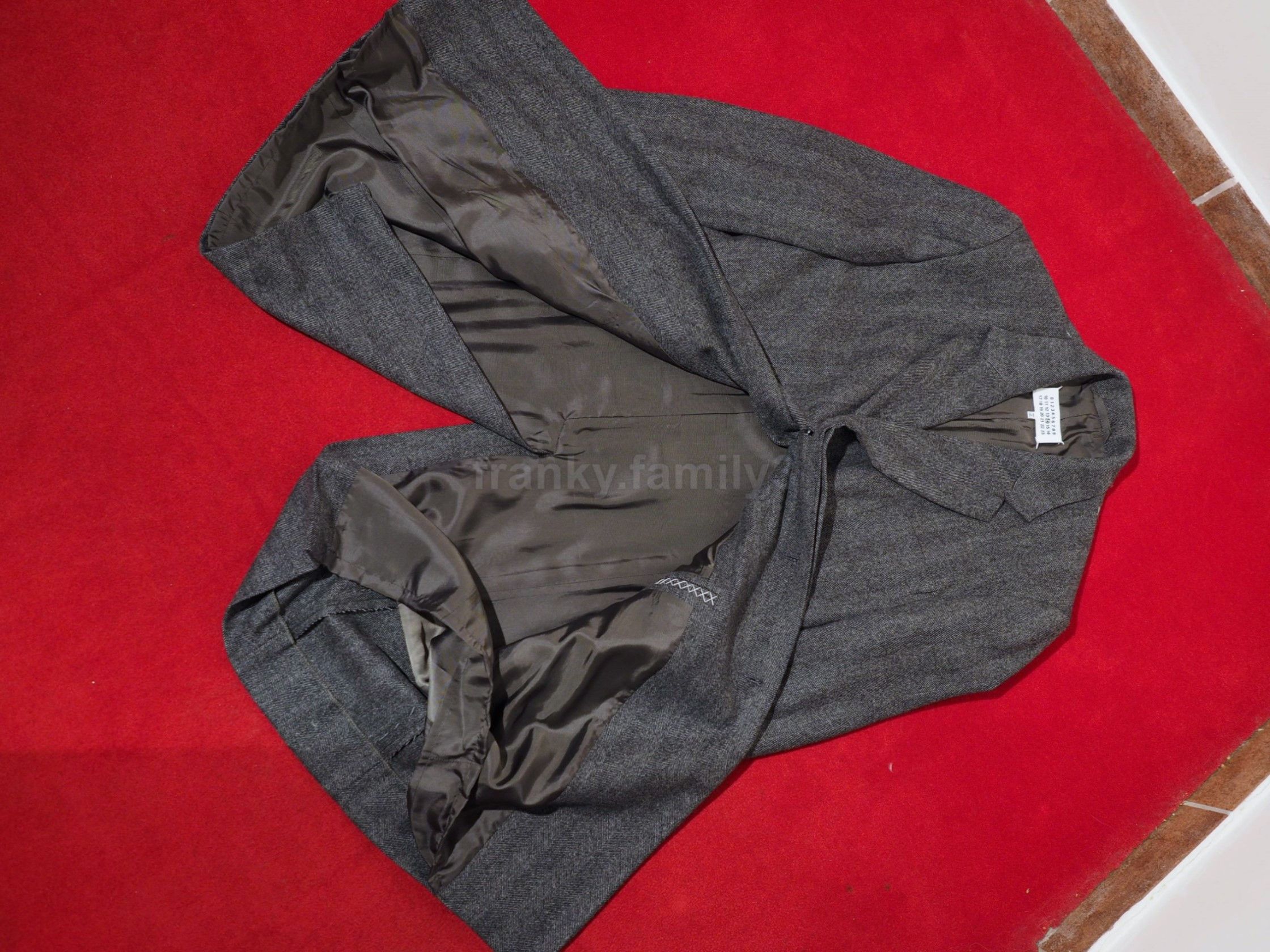 Maison Margiela coat margiela Herringbone gray hide button Size US M / EU 48-50 / 2 - 18 Thumbnail