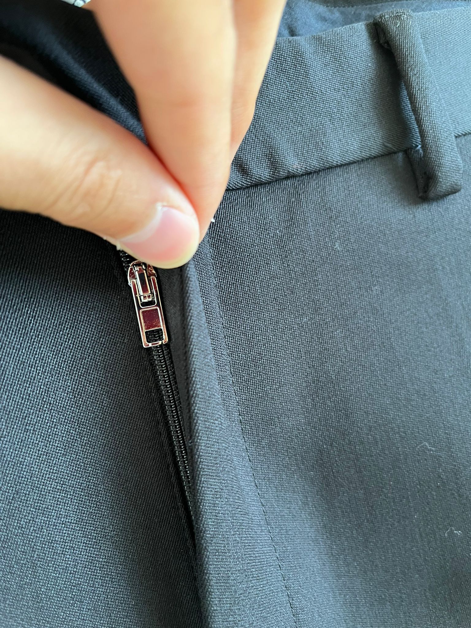 Bottega Veneta Compact Wool Pants in Nero Size US 32 / EU 48 - 10 Thumbnail