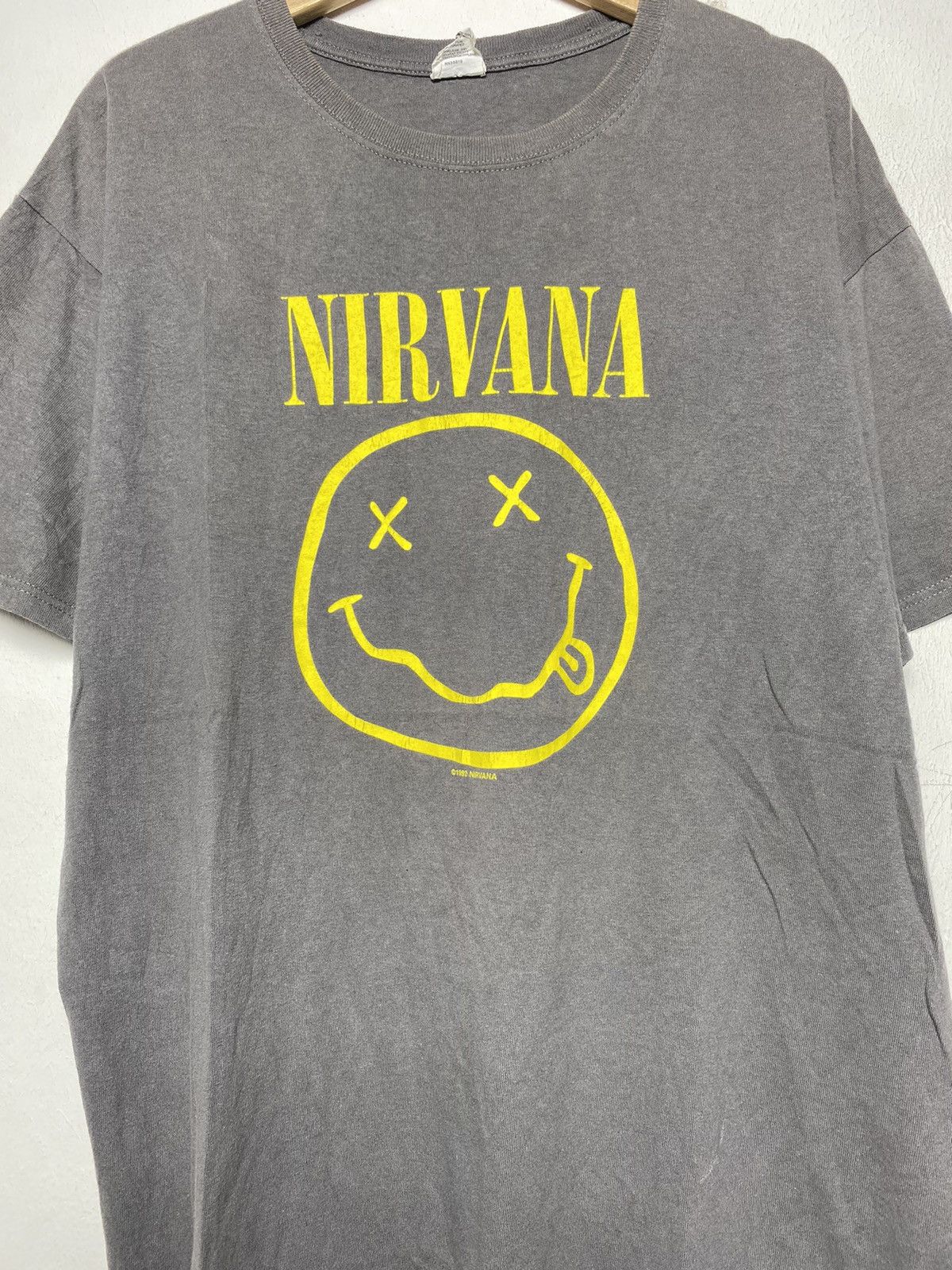Band Tees × Nirvana × Vintage Vintage Nirvana Smiley Kurt Cobain Band Tees Size US XL / EU 56 / 4 - 2 Thumbnail