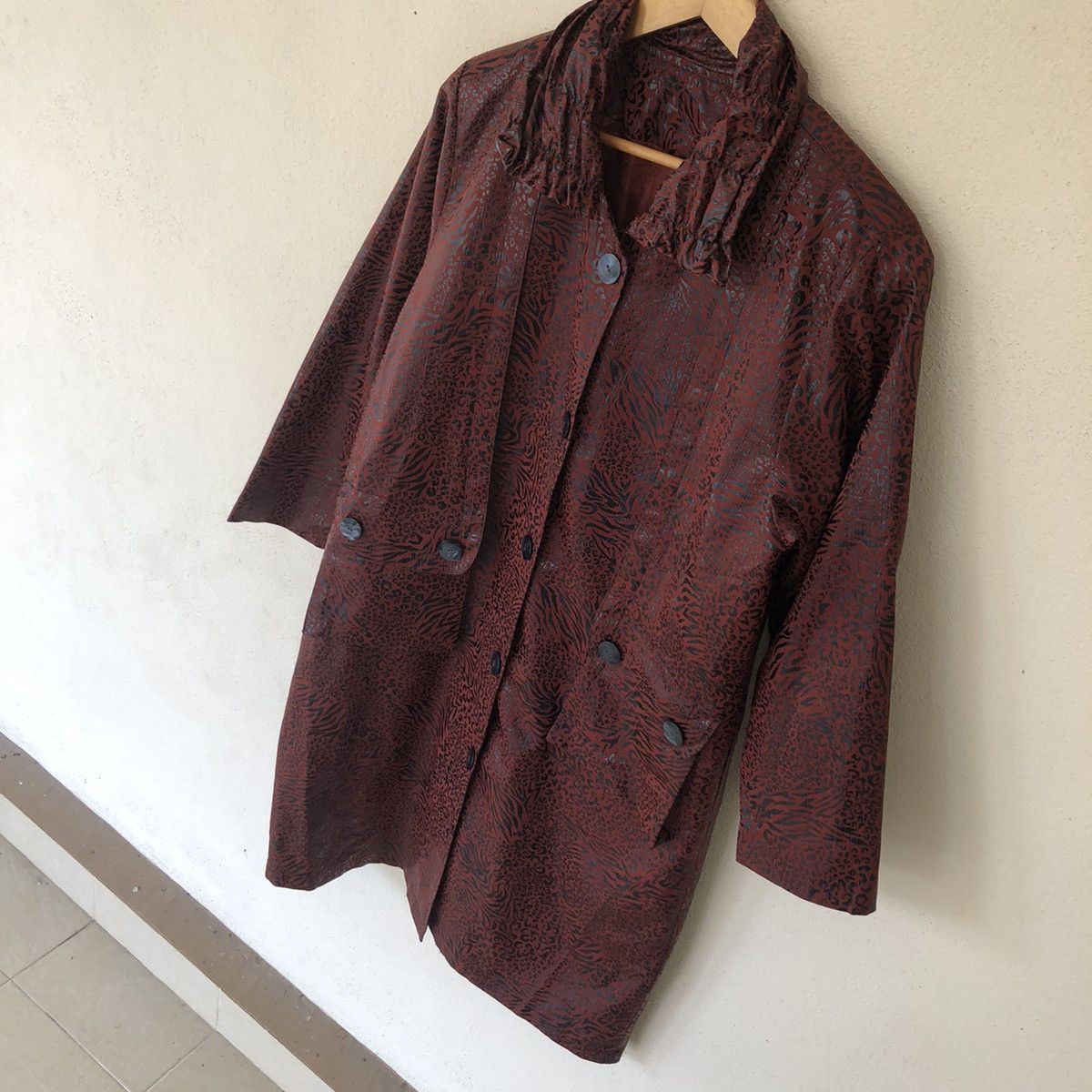 Japanese Brand RARE DESIGN TIGER RED STRIPE LONG JACKET INSPIRED RICK OWENS Size US M / EU 48-50 / 2 - 4 Thumbnail