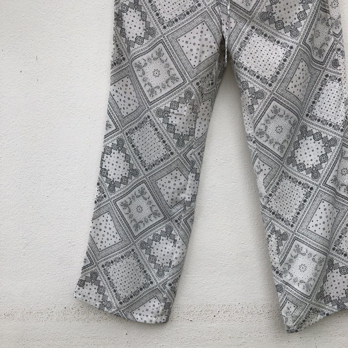 Japanese Brand KAPITAL INSPIRED DESIGN BY GU PANTS BANDANA STYLE Size US 30 / EU 46 - 3 Thumbnail