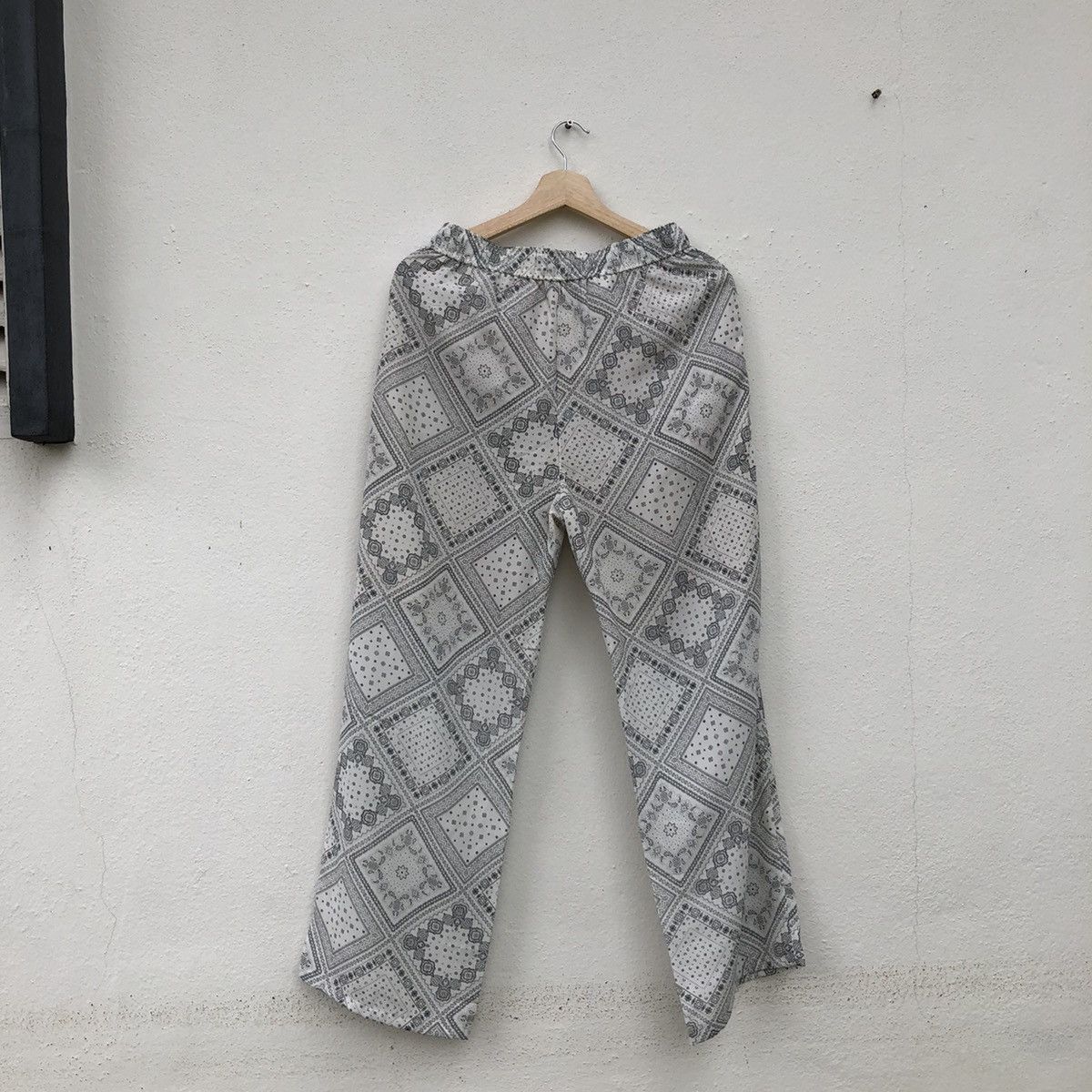 Japanese Brand KAPITAL INSPIRED DESIGN BY GU PANTS BANDANA STYLE Size US 30 / EU 46 - 6 Thumbnail