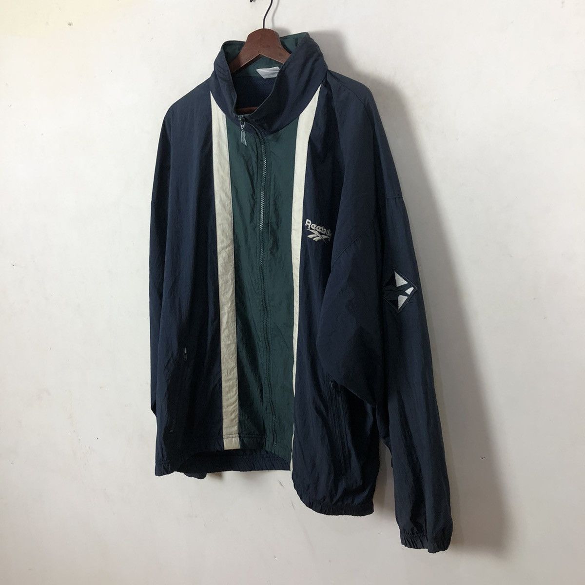Reebok VINTAGE REEBOK WINDBREAKER SMALL LOGO Size US L / EU 52-54 / 3 - 2 Thumbnail