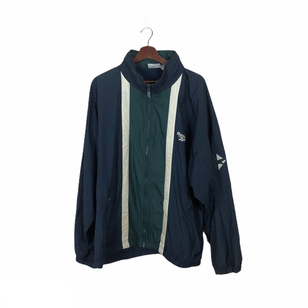 Reebok VINTAGE REEBOK WINDBREAKER SMALL LOGO Size US L / EU 52-54 / 3 - 1 Thumbnail