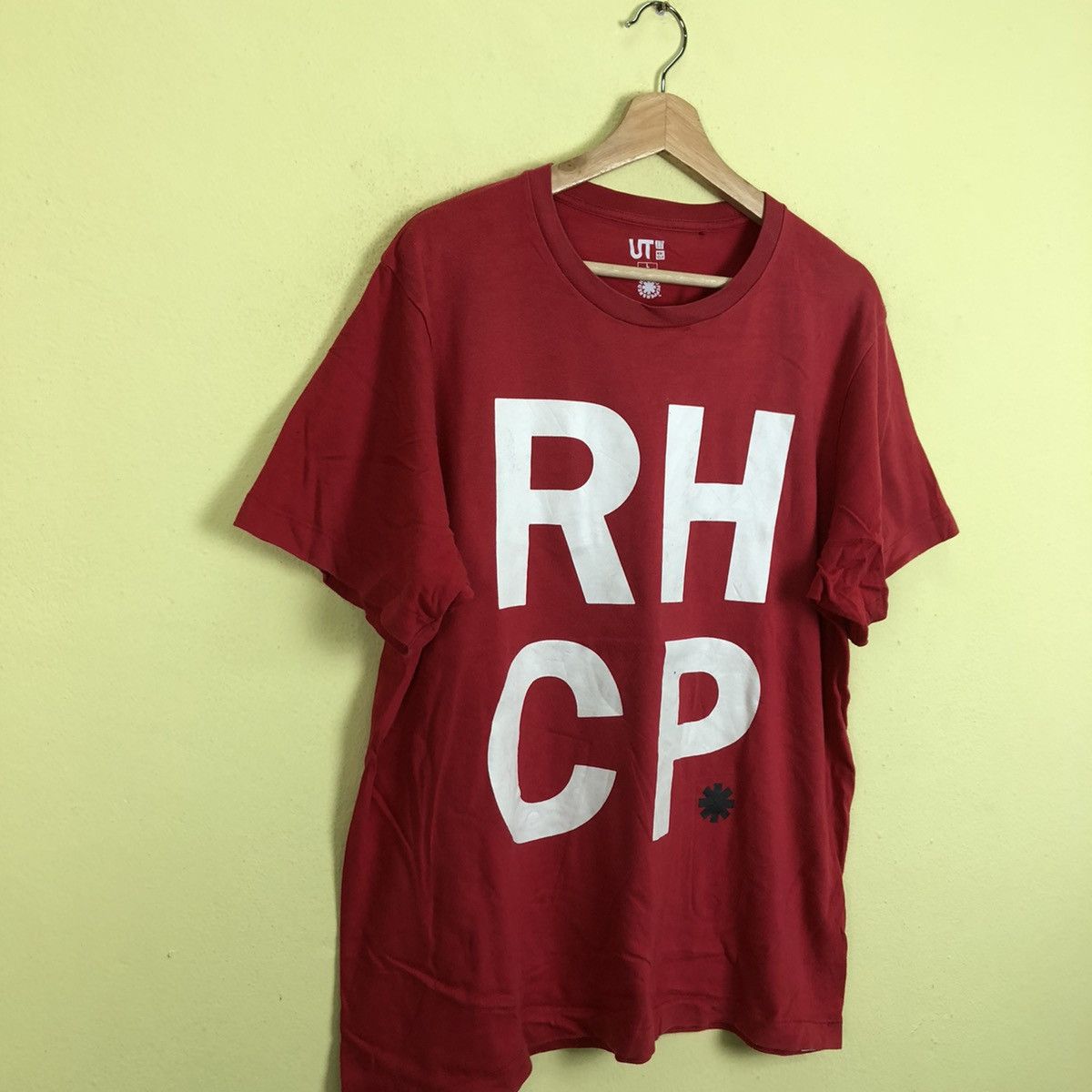 Band Tees Red Hot Chilli Paper Short Sleeve Band Tees Size US L / EU 52-54 / 3 - 3 Thumbnail