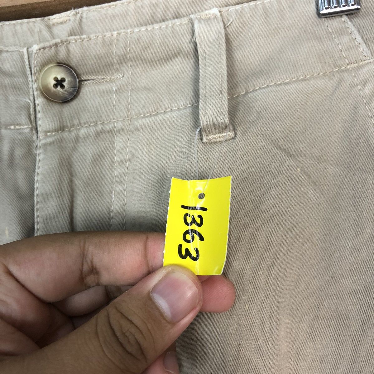 East Harbour Surplus DLL East Harbour Surplus Cream Cargo Multipocket Pants #1363 Size US 30 / EU 46 - 8 Thumbnail