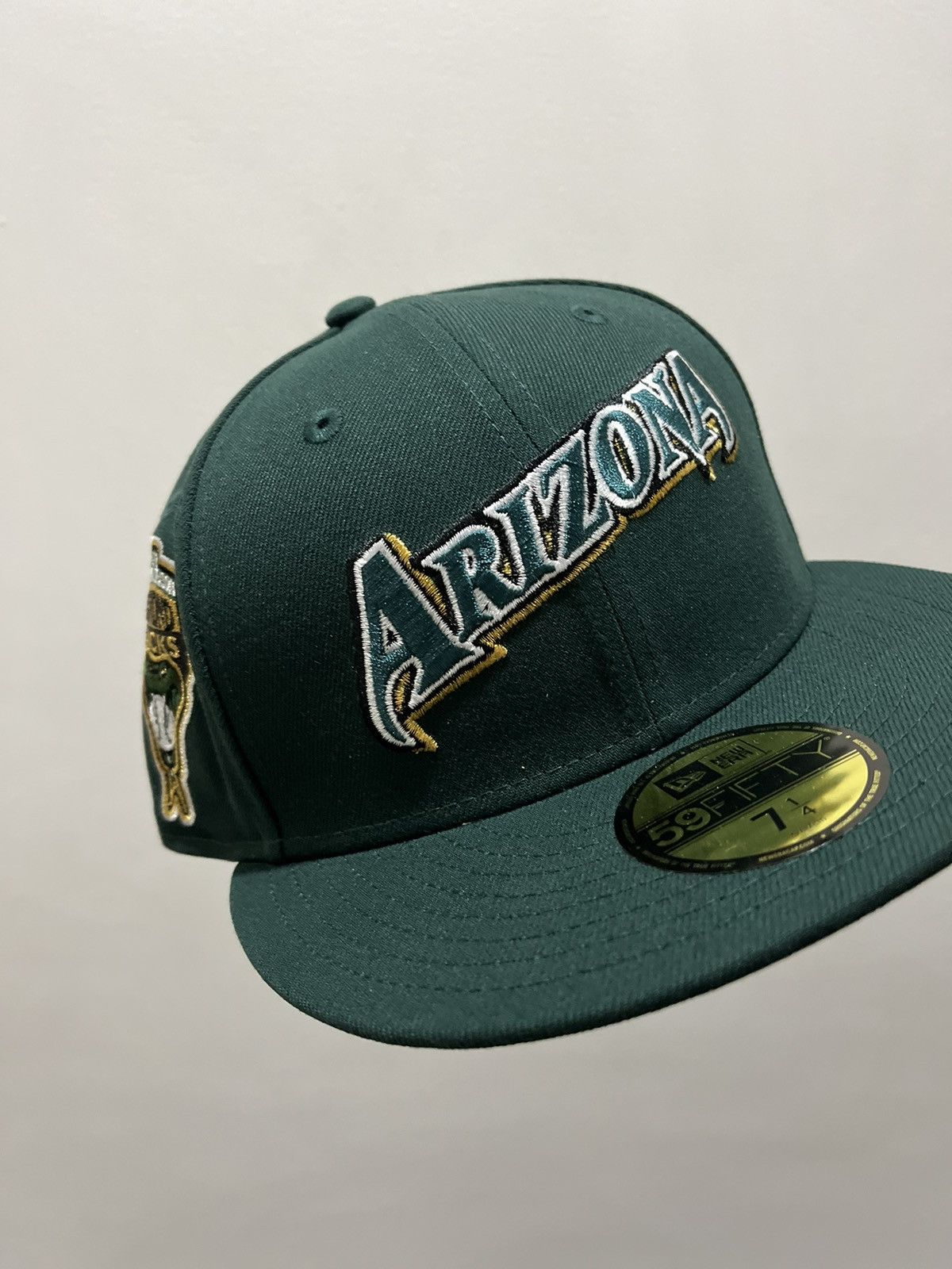 image of Hat Club x Mlb Hatclub Noho Exclusive Arizona Script Diamondbacks Grey Brim in Green, Men's