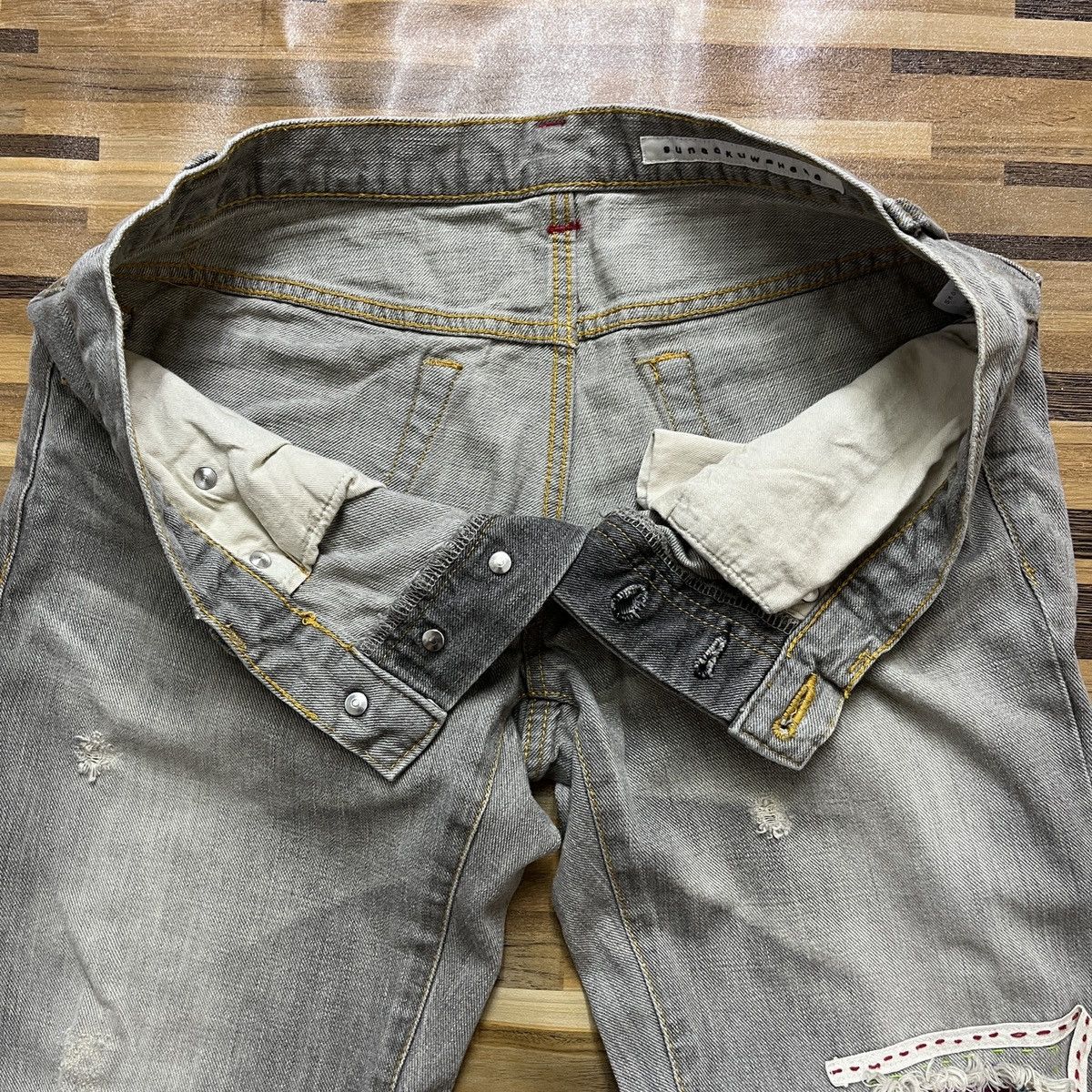 Designer × Issey Miyake × Japanese Brand Distressed Issey Miyake Sunao Kuwahara Patches Denim Size US 30 / EU 46 - 15 Thumbnail