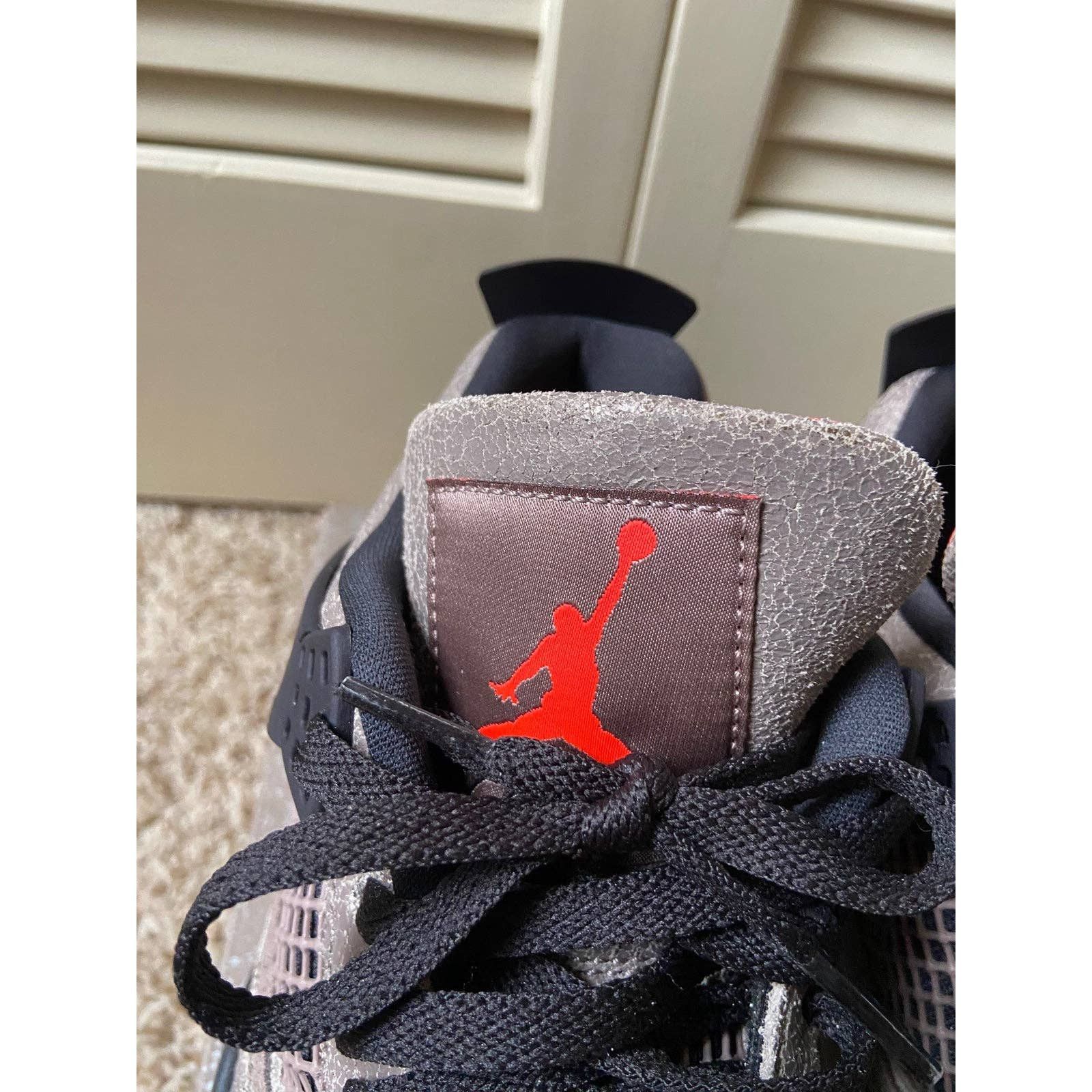 Jordan Brand × Nike Nike Air Jordan 4 Retro Taupe Haze DB0732-200 Size 8.5 Size US 8.5 / EU 41-42 - 8 Thumbnail