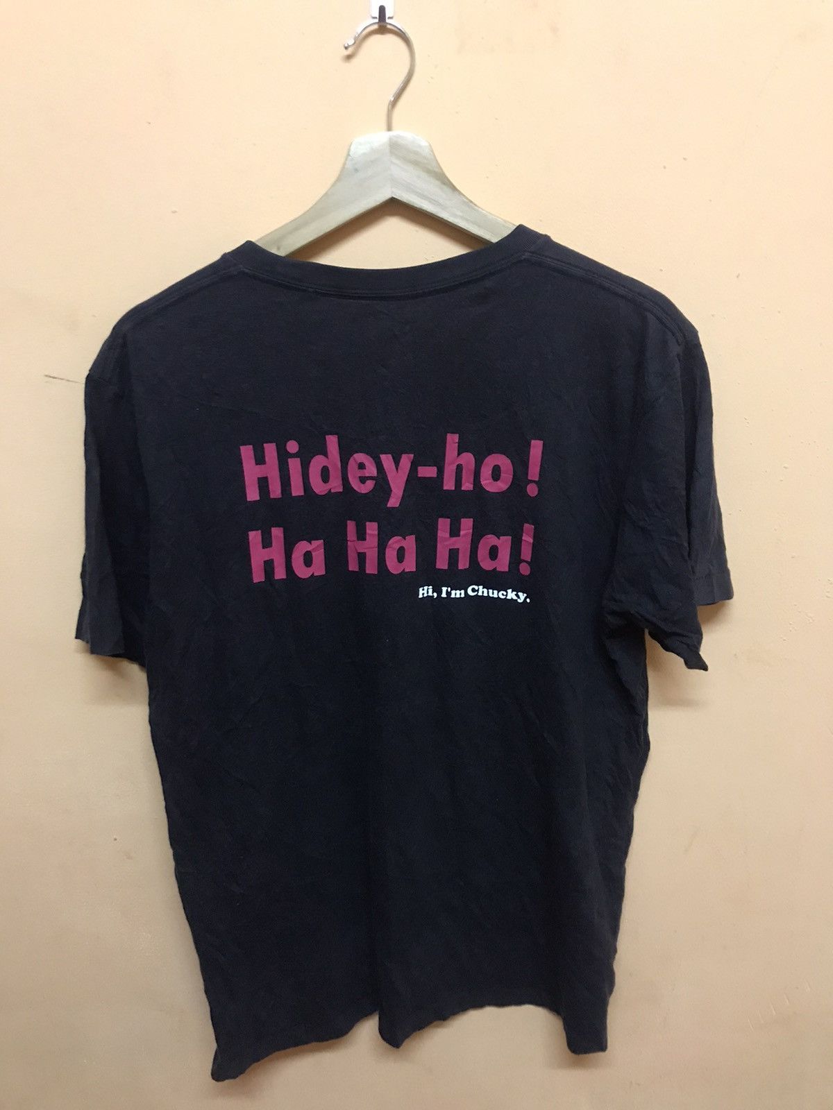 Expert Horror × Uniqlo ‼️UNIQLO X CHUCKY HORROR MOVIE TSHIRT FROM UNIVERSAL STUDIO‼️ Size US M / EU 48-50 / 2 - 2 Thumbnail