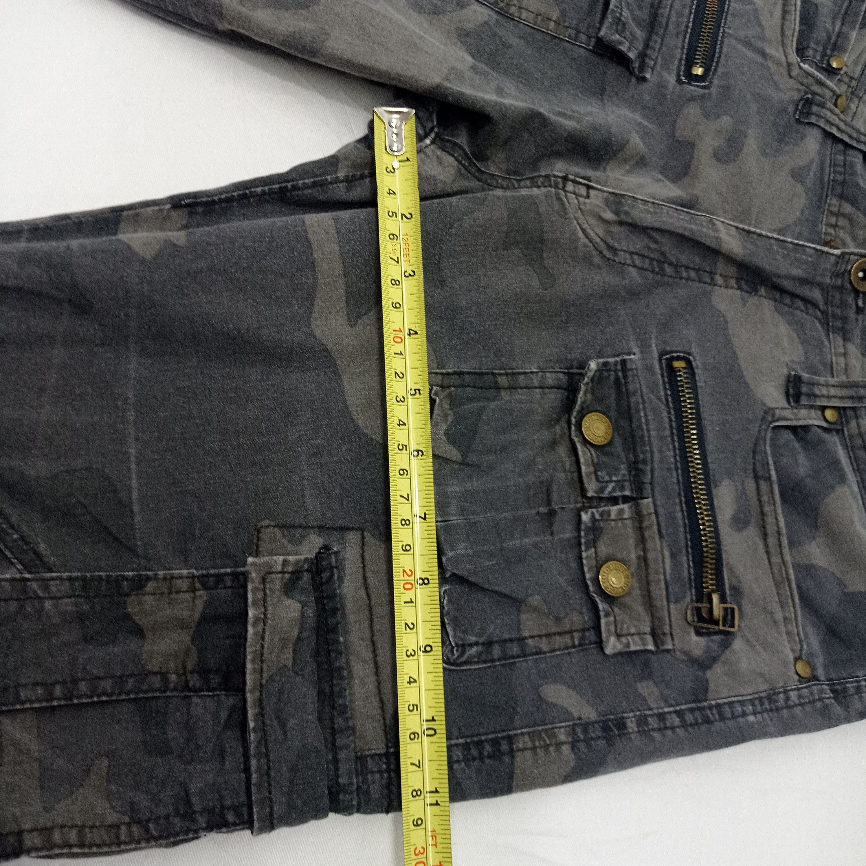 Japanese Brand × Mossimo Mossimo Camo Multi Pocket Cargo Pant Size US 31 - 9 Thumbnail