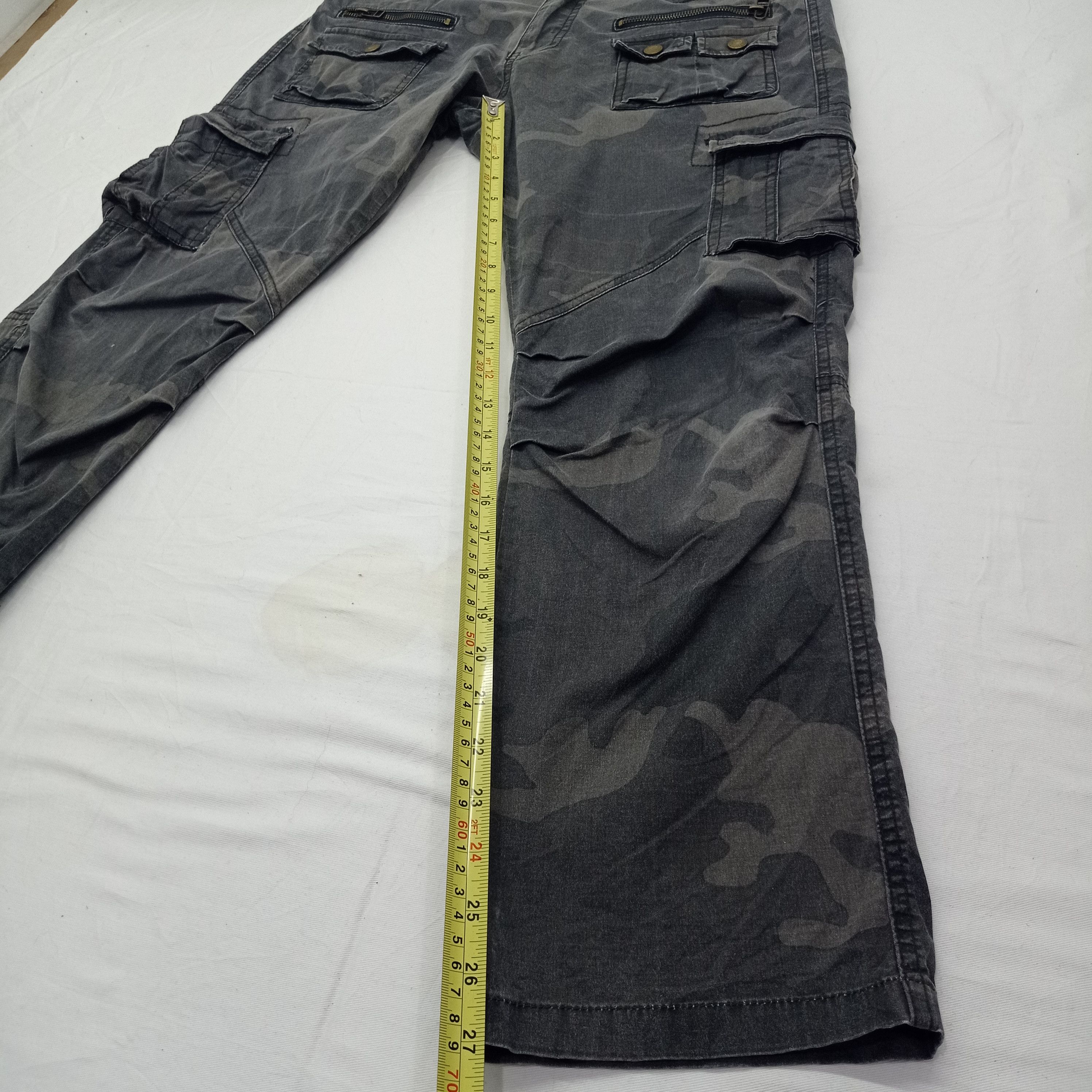Japanese Brand × Mossimo Mossimo Camo Multi Pocket Cargo Pant Size US 31 - 10 Thumbnail