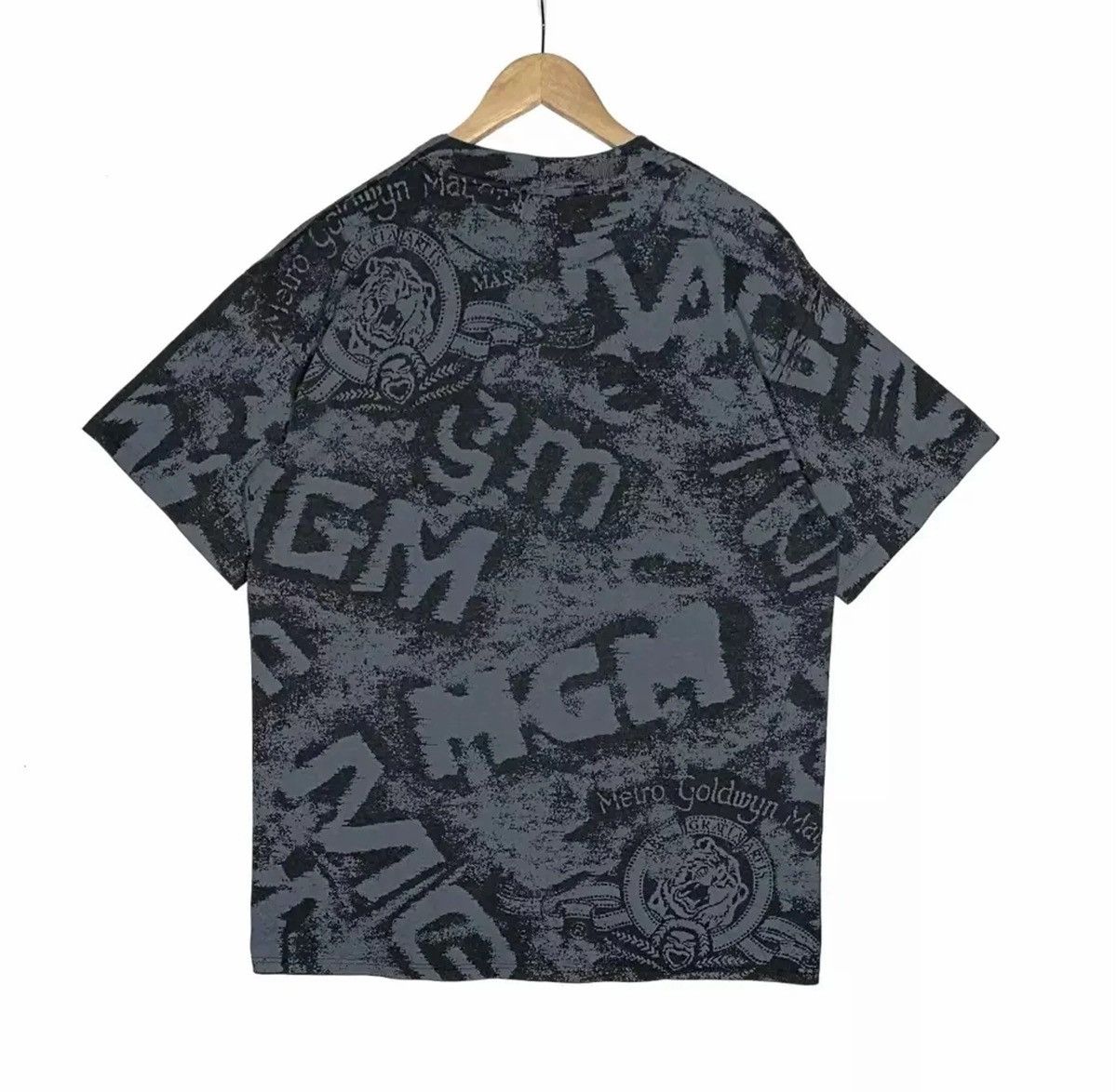 Vintage Vintage MGM Studios fullprint movie tshirt embroidered logo Size US L / EU 52-54 / 3 - 2 Thumbnail