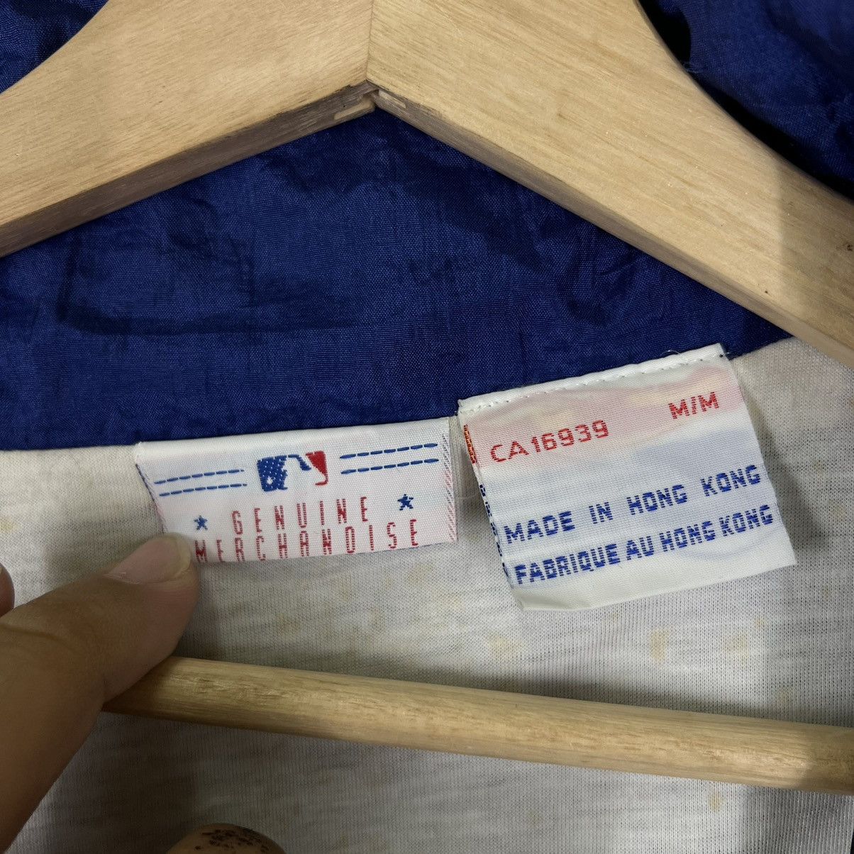 Japanese Brand VINTAGE GENUINE MERCHANDISE MLB BLUE JAYS BIG LOGO JACKET Size US M / EU 48-50 / 2 - 11 Thumbnail