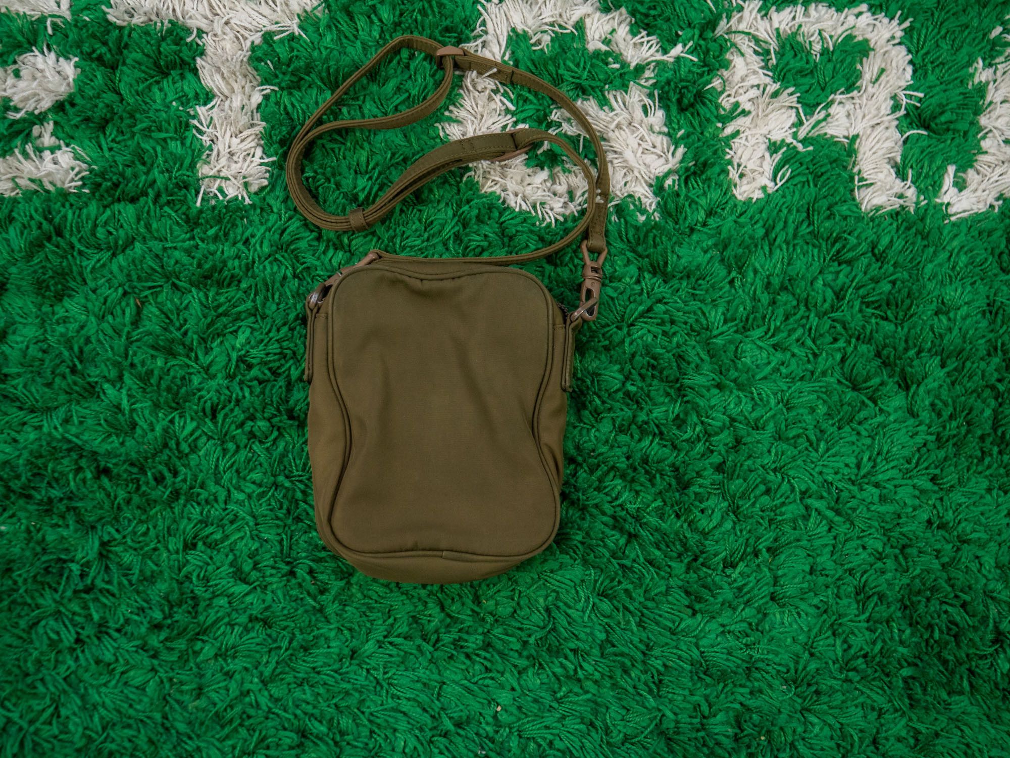 Yeezy RAVE Yeezy Season 6 Cross Body Bag Shoulderbad military Size ONE SIZE - 2 Thumbnail