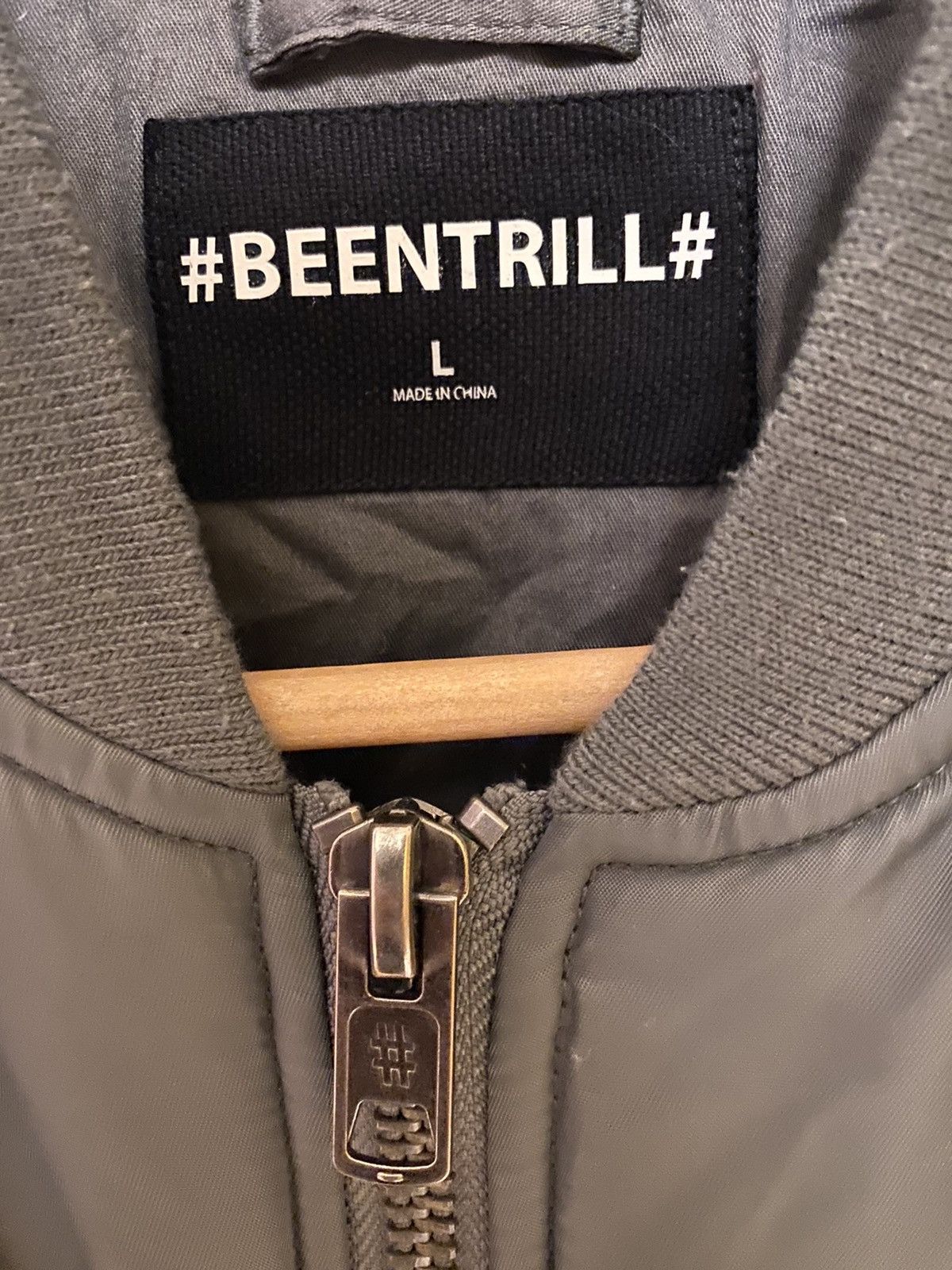 Been Trill × Virgil Abloh Been Trill parch bomber Size US L / EU 52-54 / 3 - 3 Thumbnail