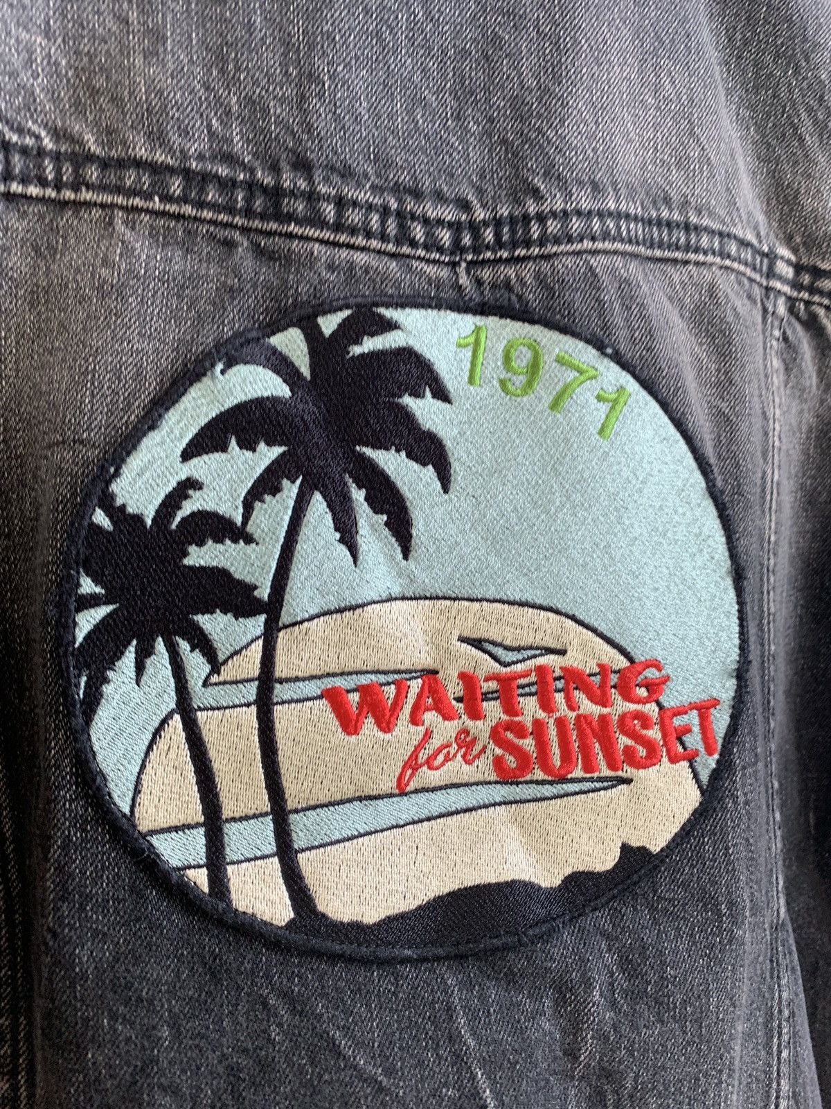 Saint Laurent Paris Waiting Sunset Denim Jacket in Shadow Deep Black Size US L / EU 52-54 / 3 - 7 Thumbnail