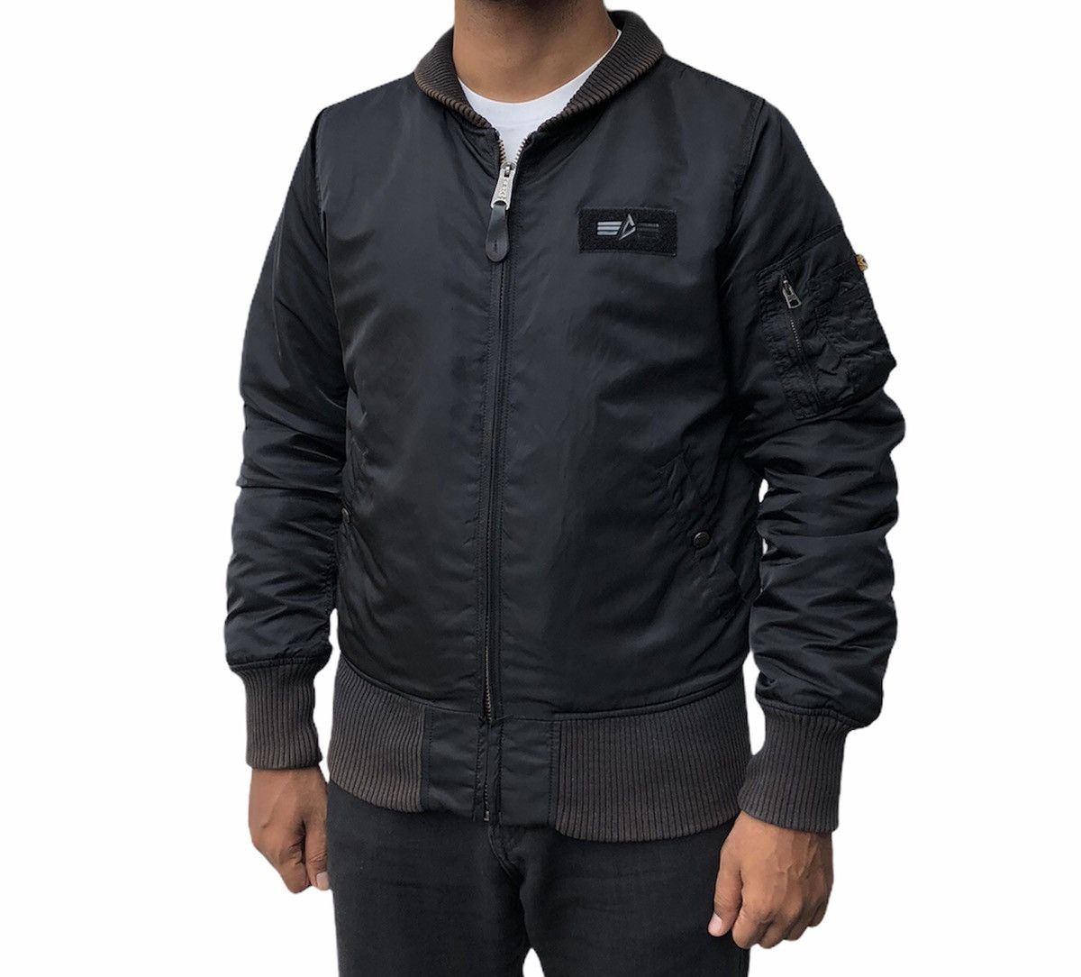 Alpha Industries Alpha Industries US Military Bomber Jacket Size US M / EU 48-50 / 2 - 3 Thumbnail