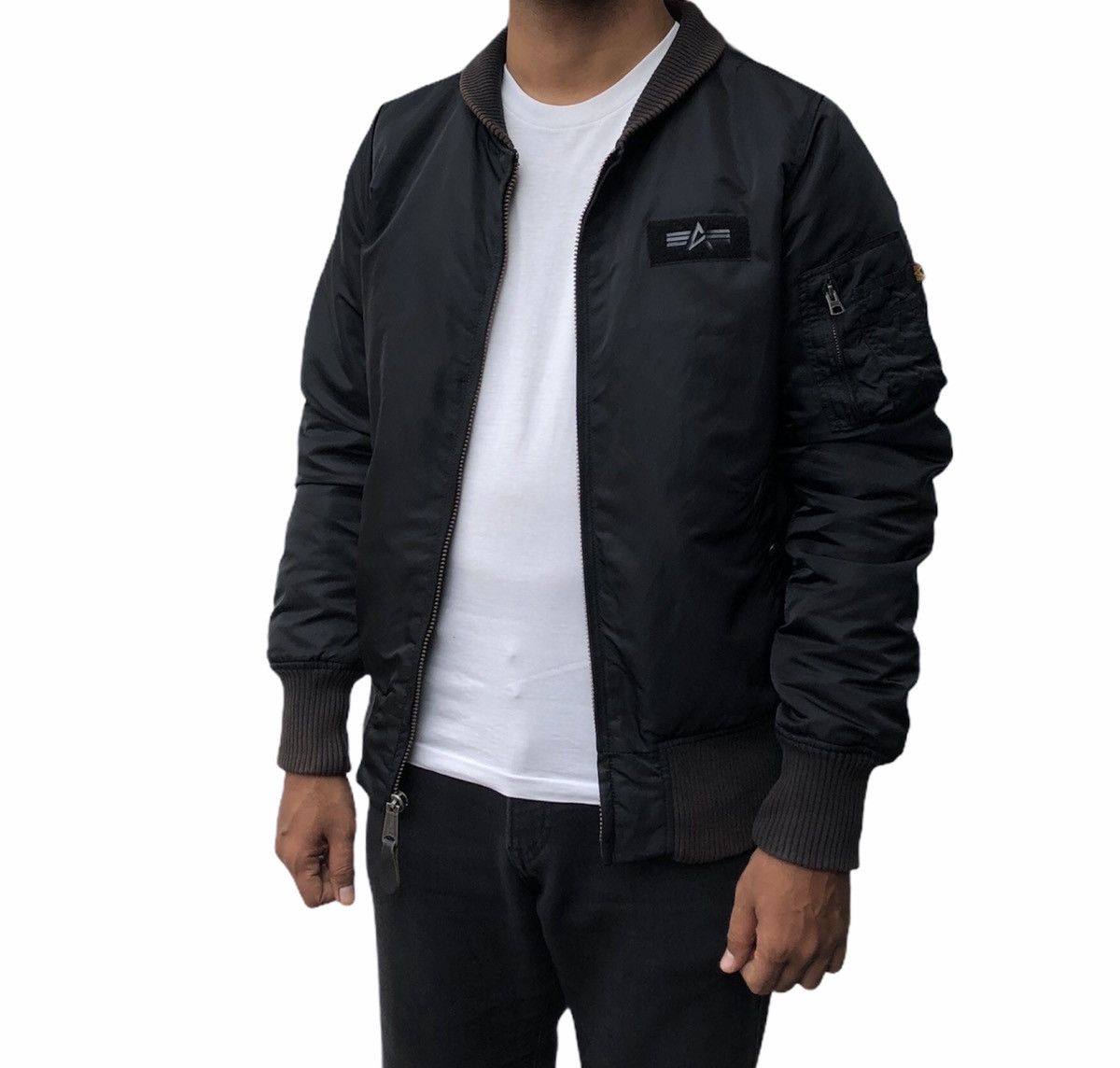 Alpha Industries Alpha Industries US Military Bomber Jacket Size US M / EU 48-50 / 2 - 2 Thumbnail