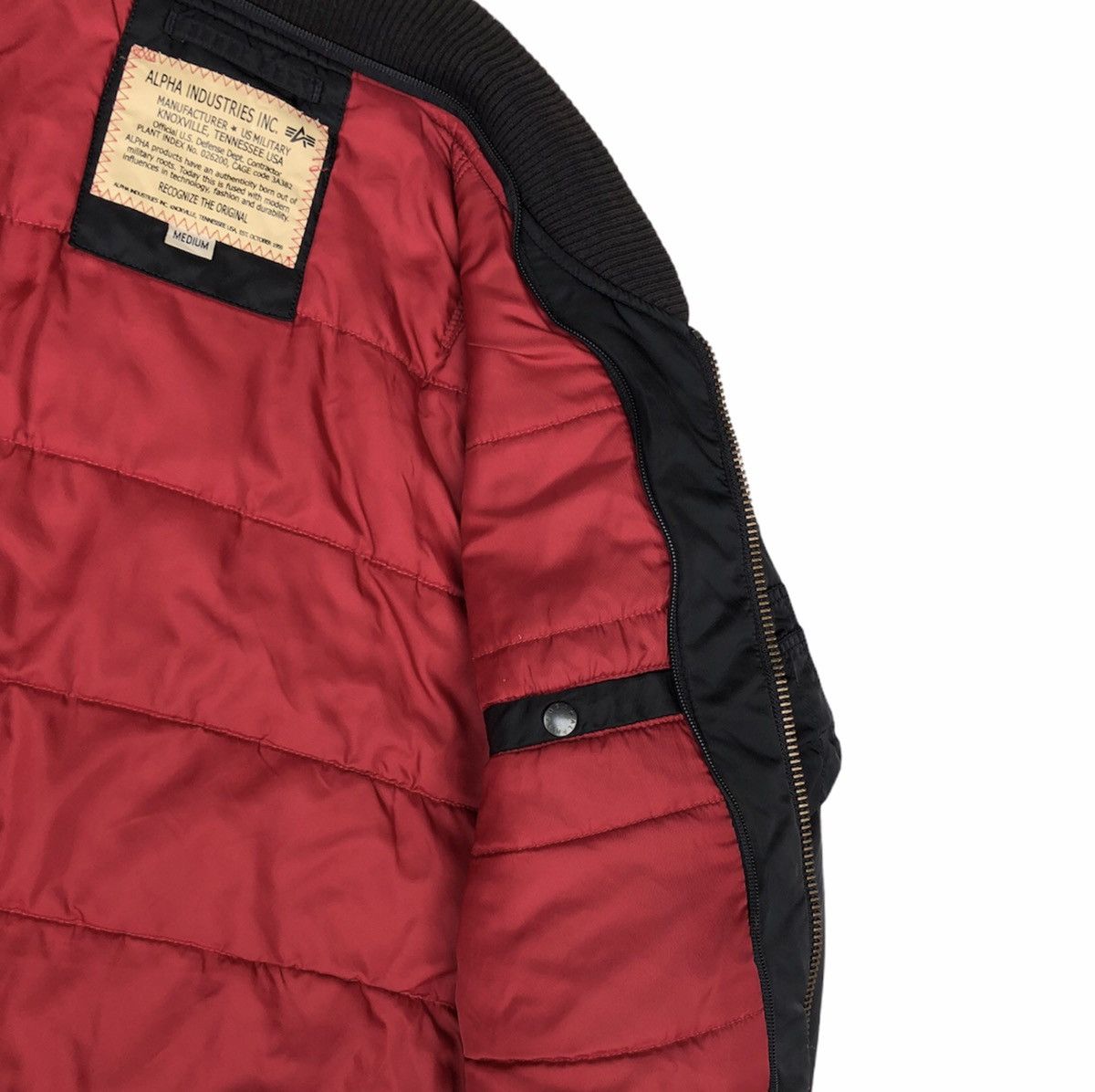 Alpha Industries Alpha Industries US Military Bomber Jacket Size US M / EU 48-50 / 2 - 15 Thumbnail