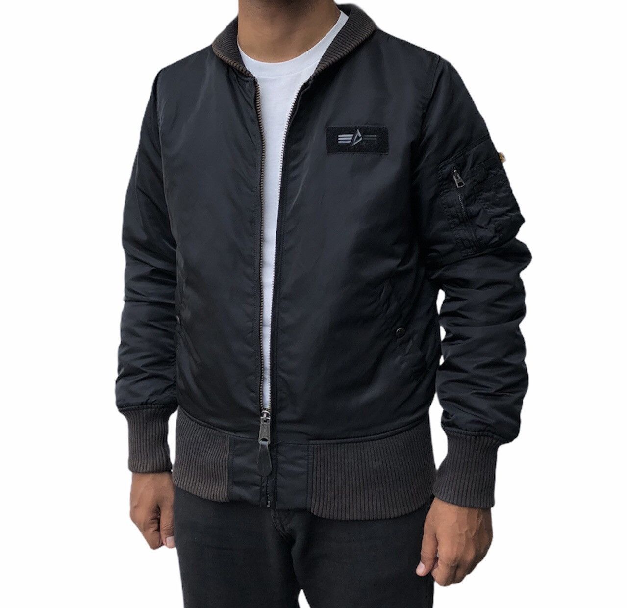 Alpha Industries Alpha Industries US Military Bomber Jacket Size US M / EU 48-50 / 2 - 1 Thumbnail