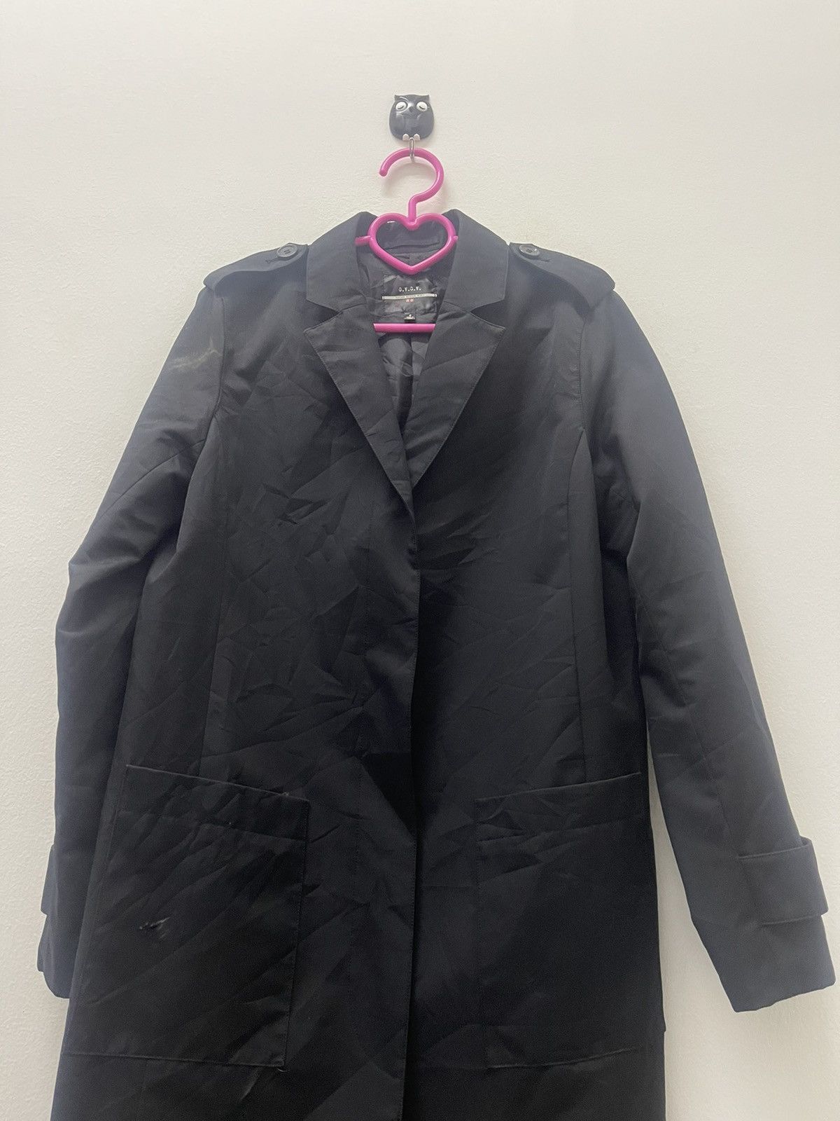 G.V.G.V. Rare G.V.G.V x Uniqlo Designers Invitation Project Size S / US 4 / IT 40 - 2 Thumbnail